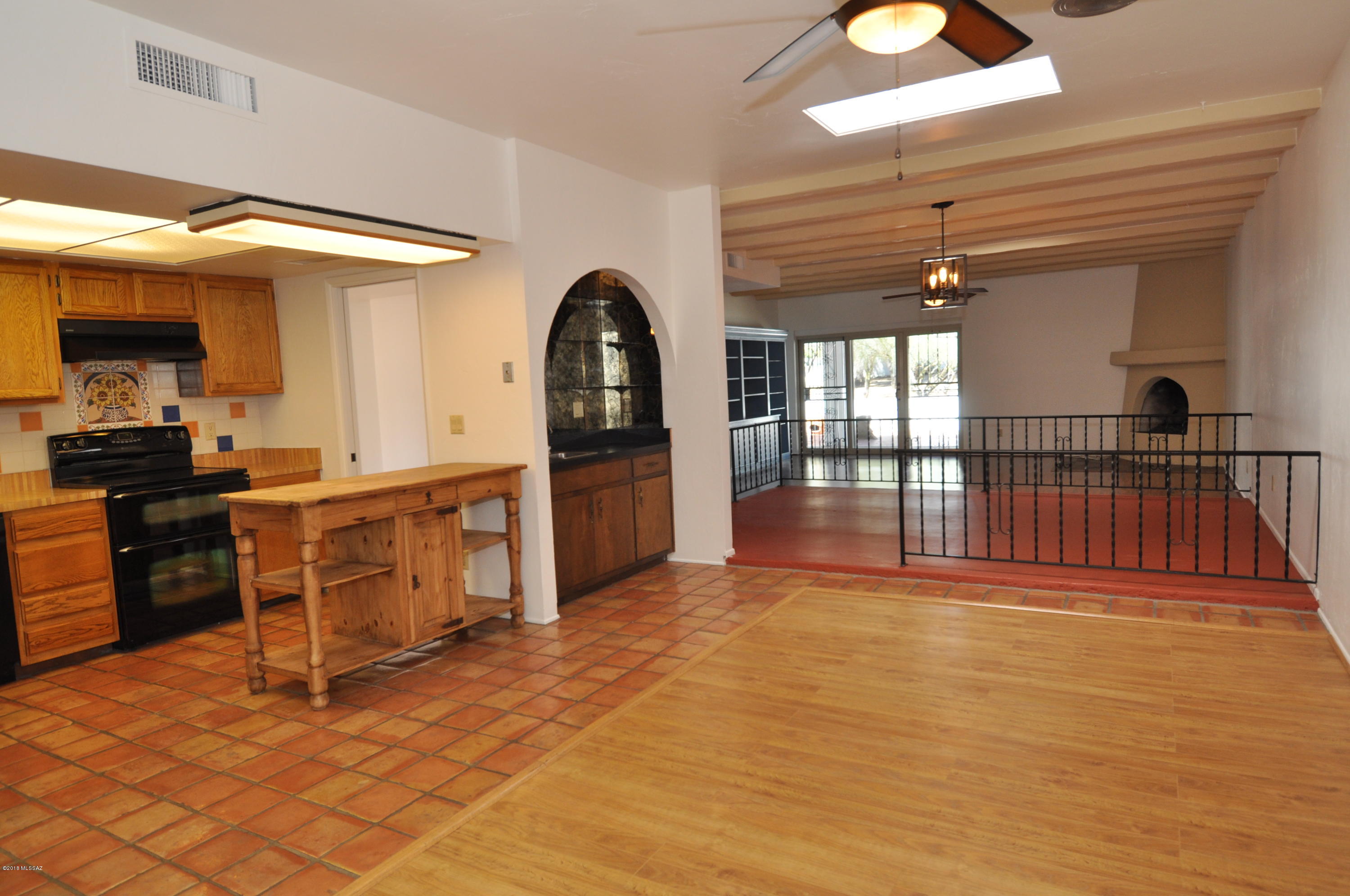 7147 E Sabino Vista Circle