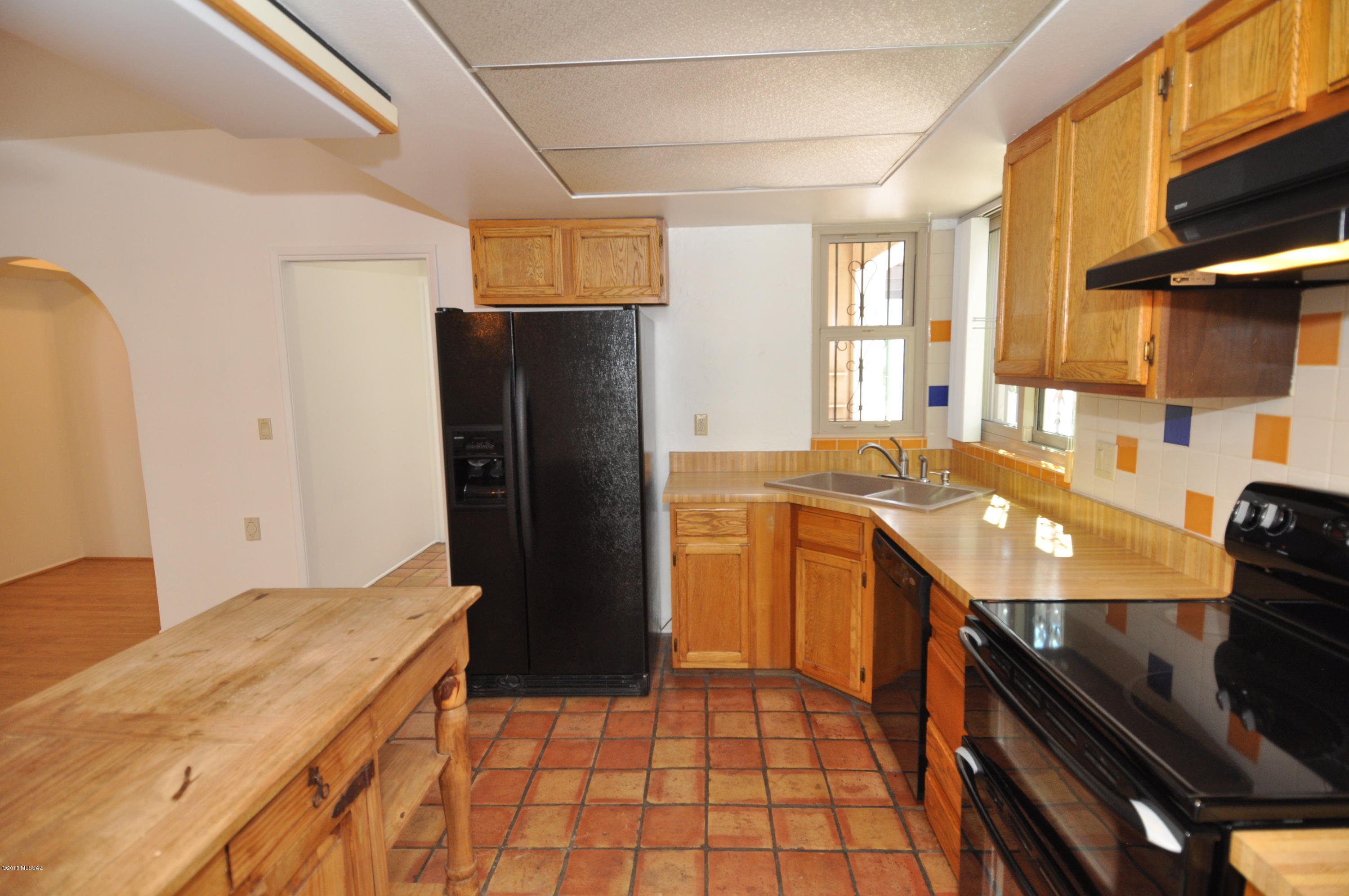 7147 E Sabino Vista Circle