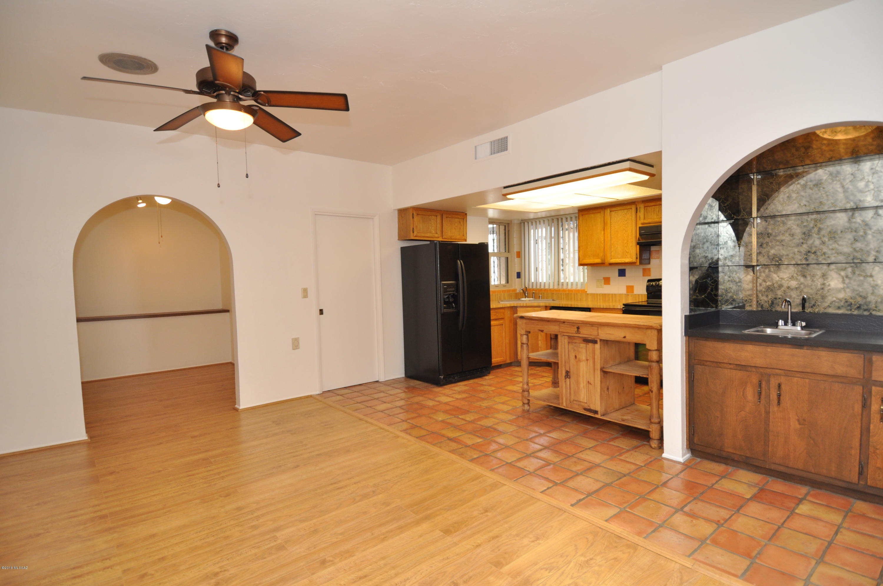 7147 E Sabino Vista Circle