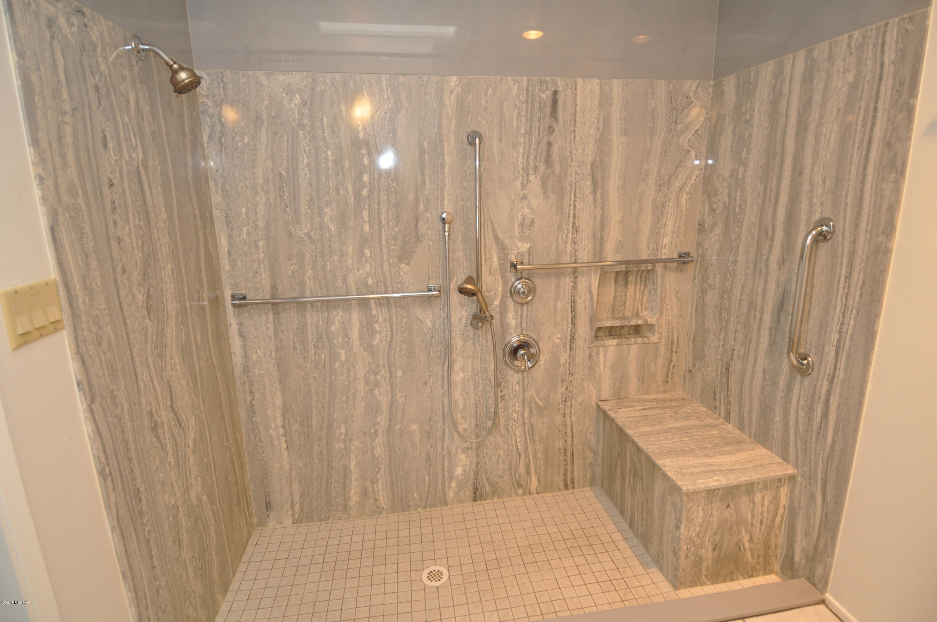 7147 E Sabino Vista Circle