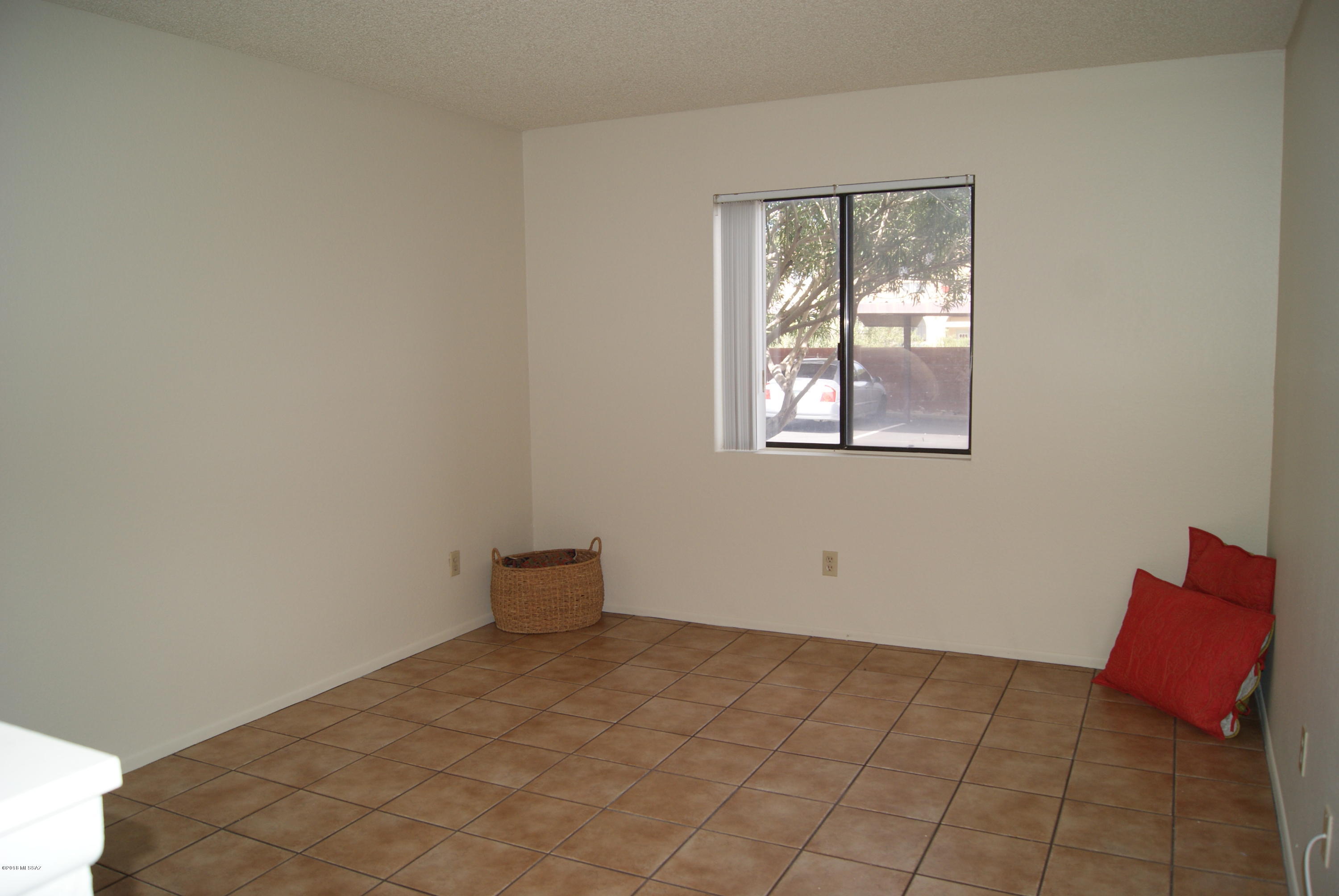 2182 N Pantano Road Unit: 133