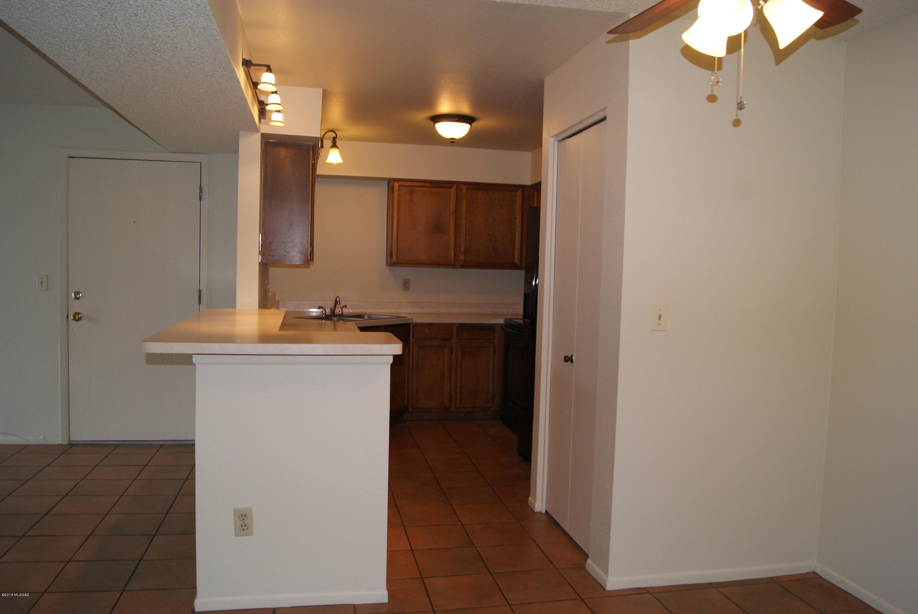2182 N Pantano Road Unit: 133