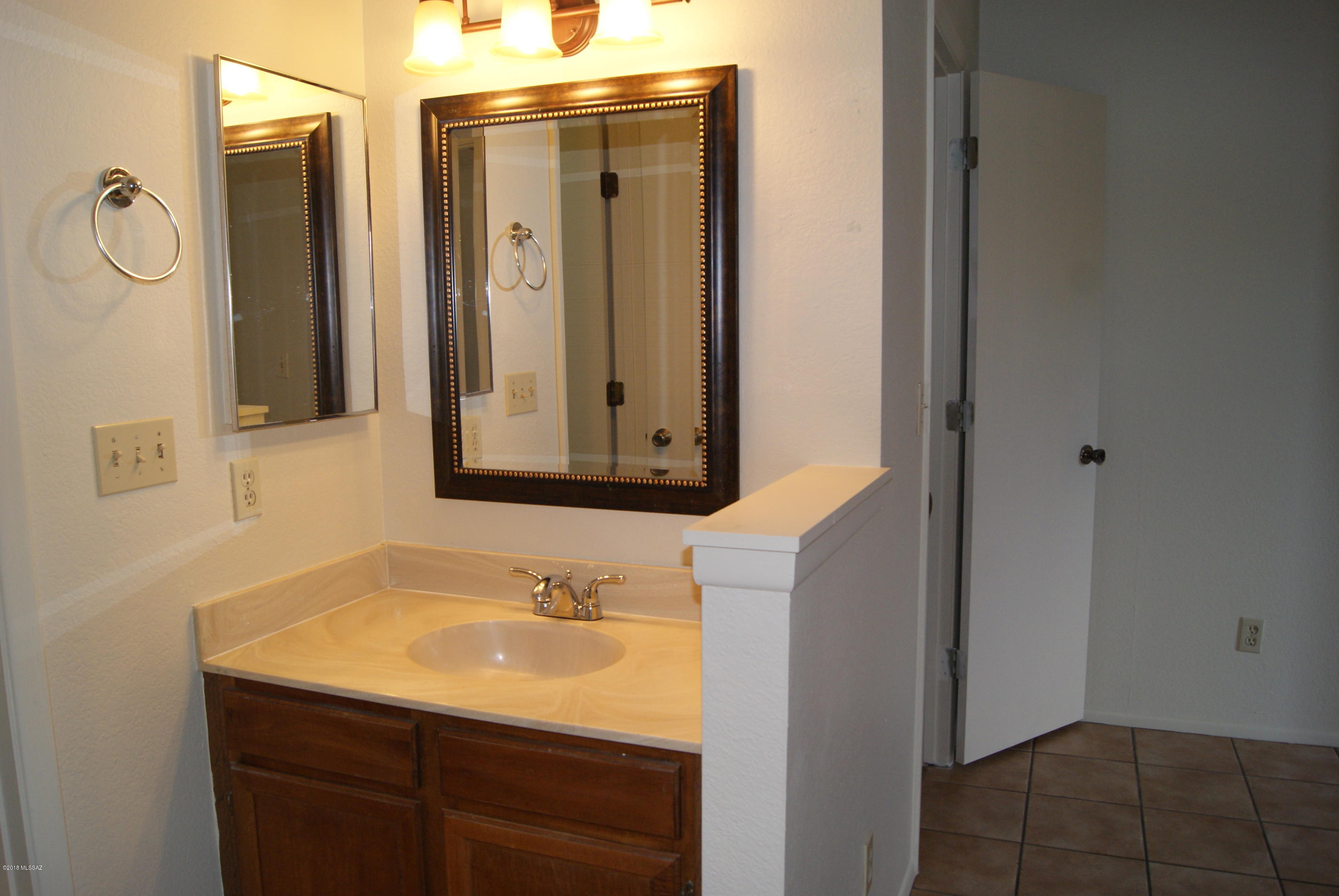2182 N Pantano Road Unit: 133