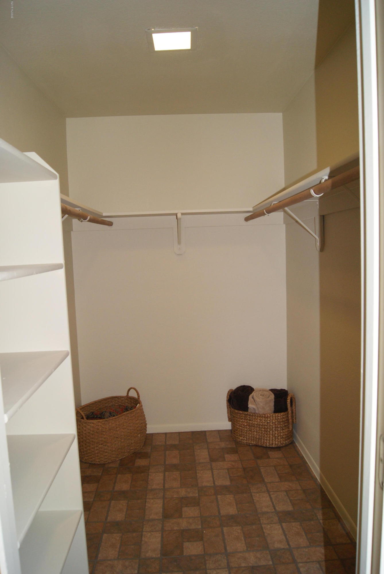2182 N Pantano Road Unit: 133
