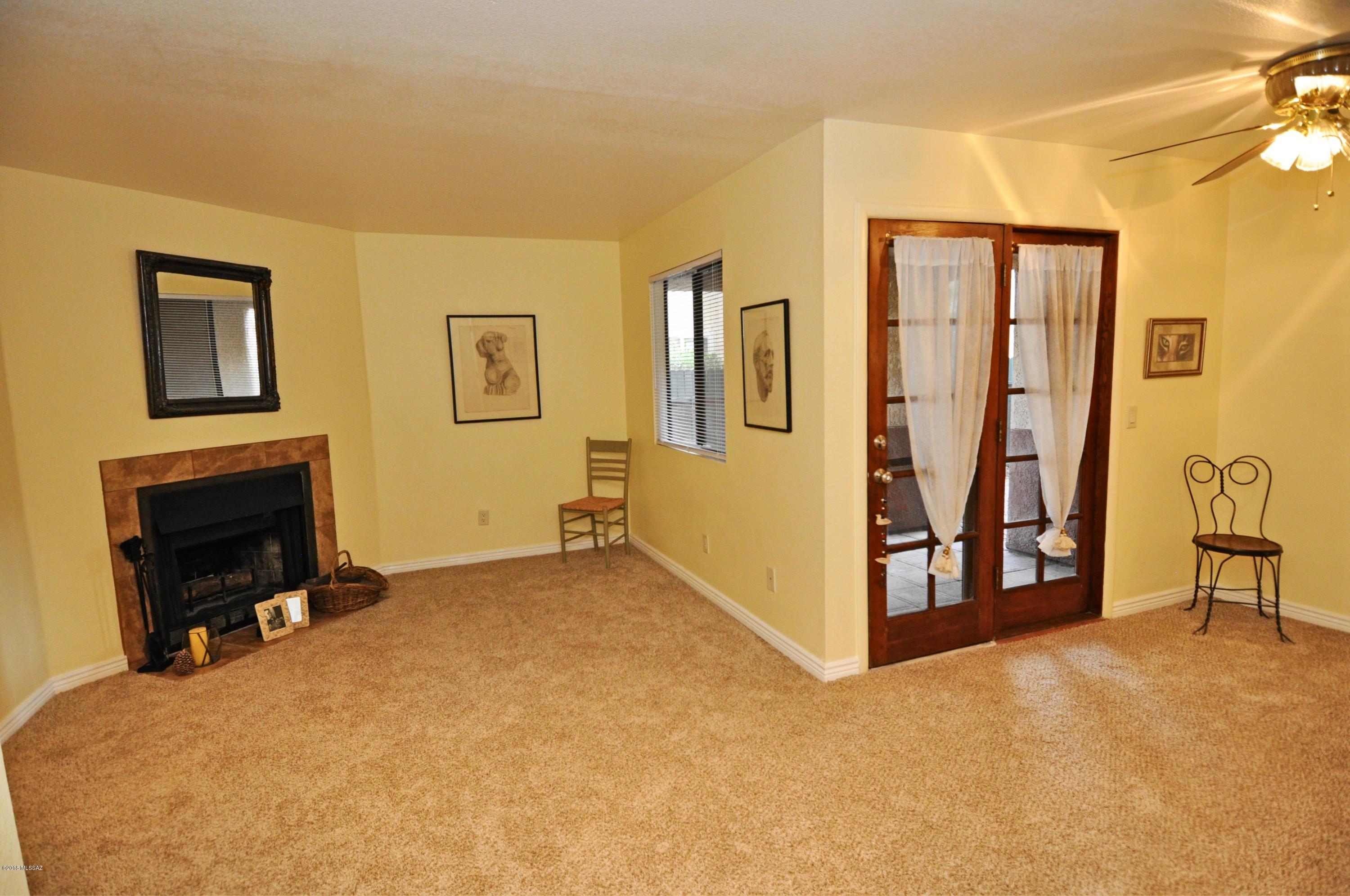 3690 N Country Club Road Unit: 1035