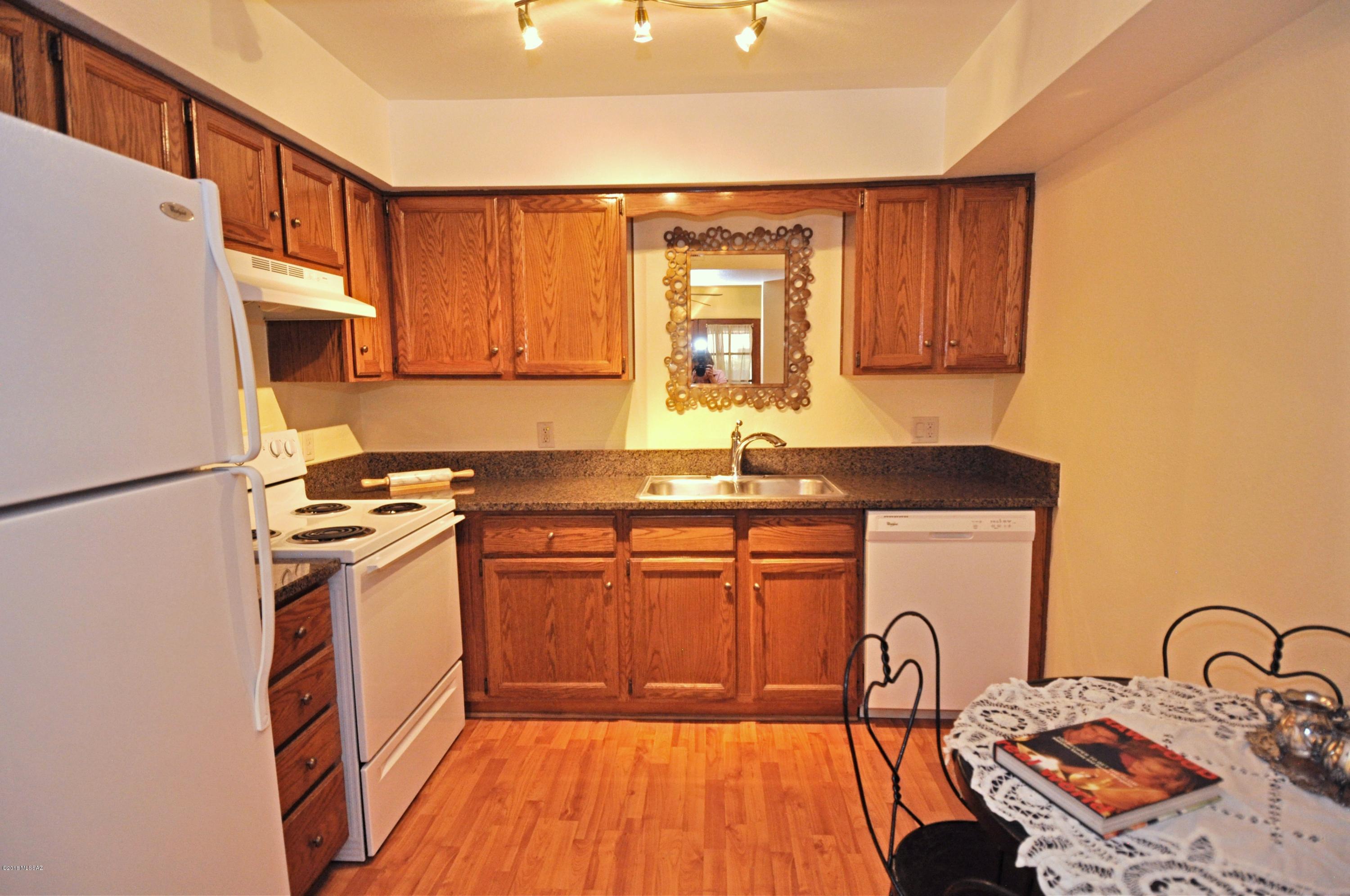 3690 N Country Club Road Unit: 1035
