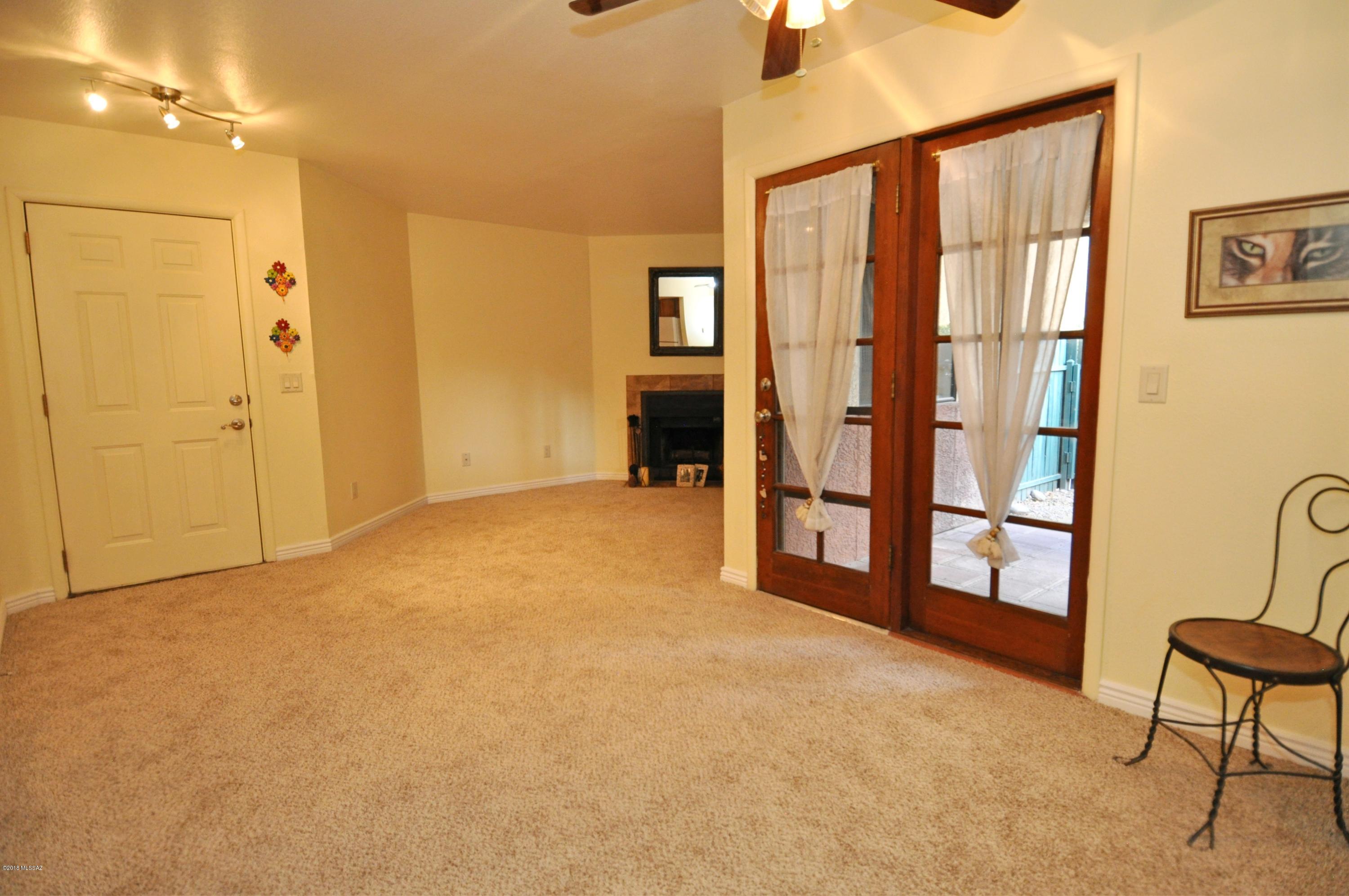 3690 N Country Club Road Unit: 1035