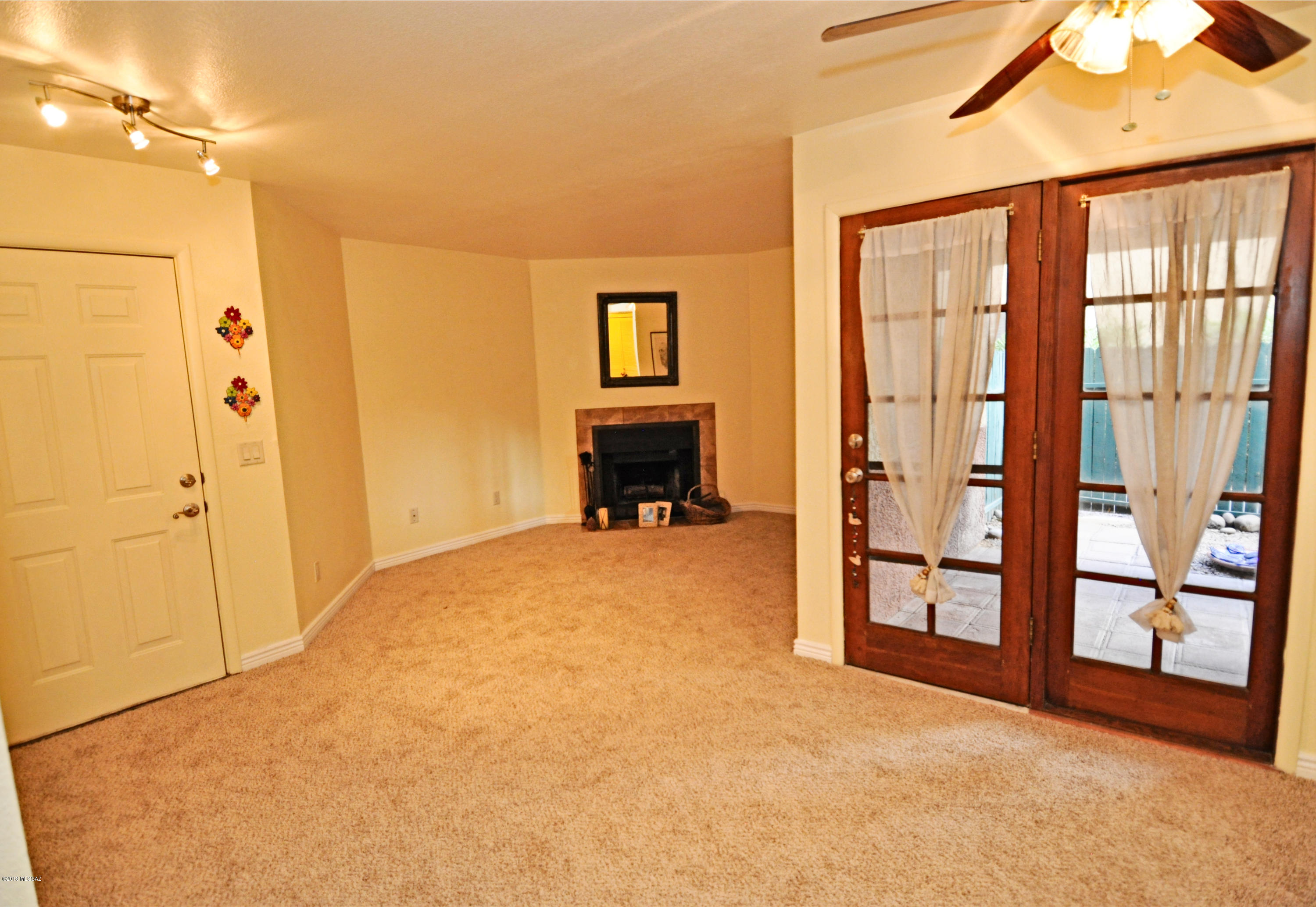 3690 N Country Club Road Unit: 1035