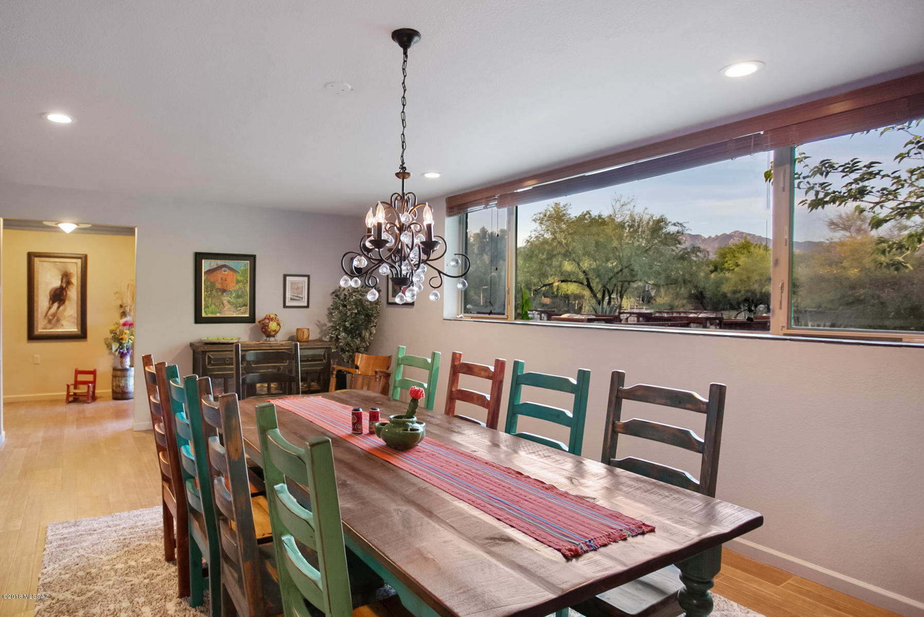 3221 N Riverbend Place