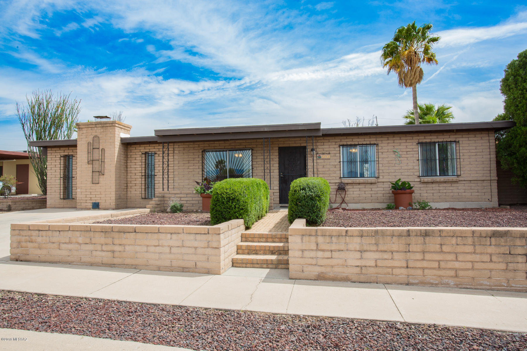 9530 E Palm Tree Drive