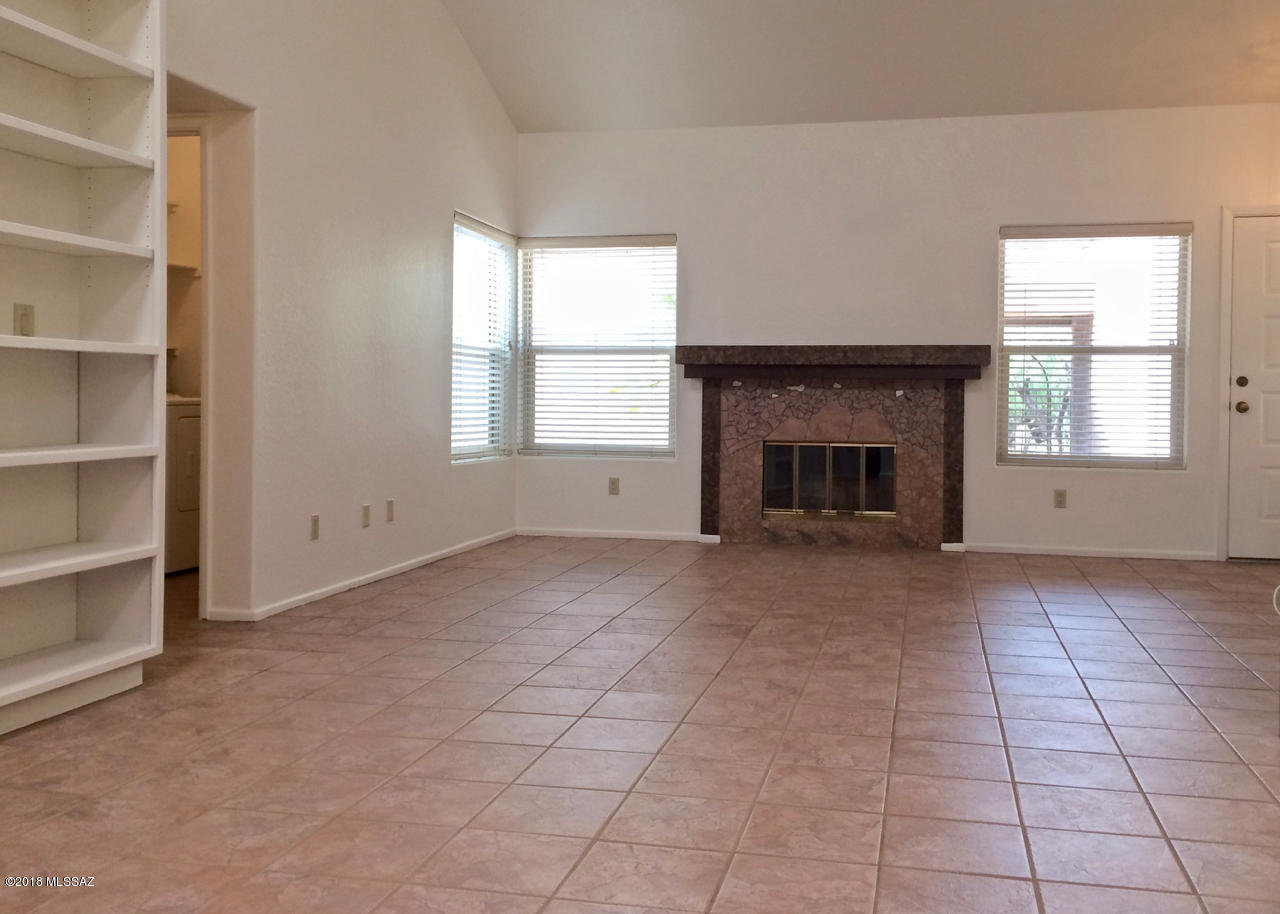 5282 E Clusterberry Lane