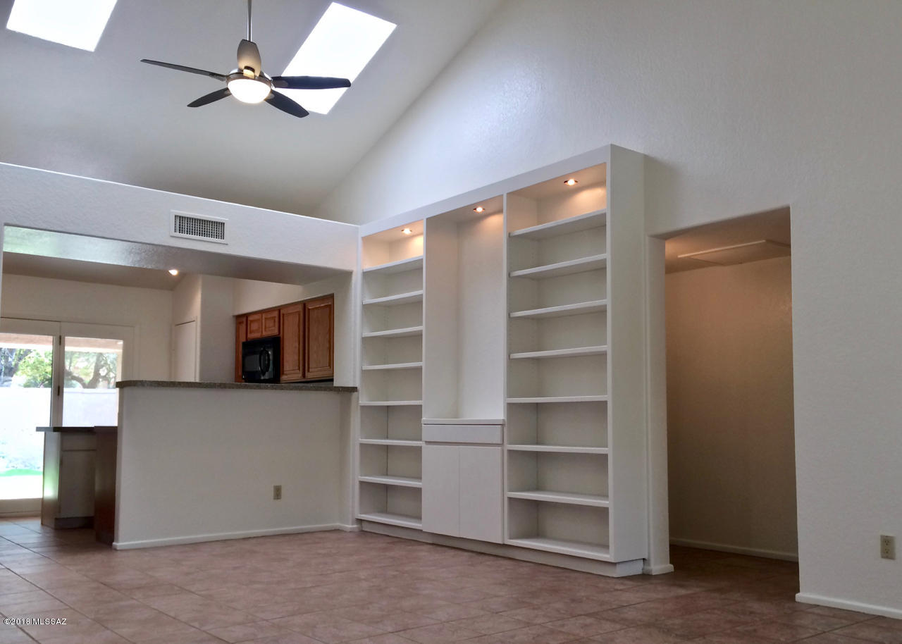 5282 E Clusterberry Lane