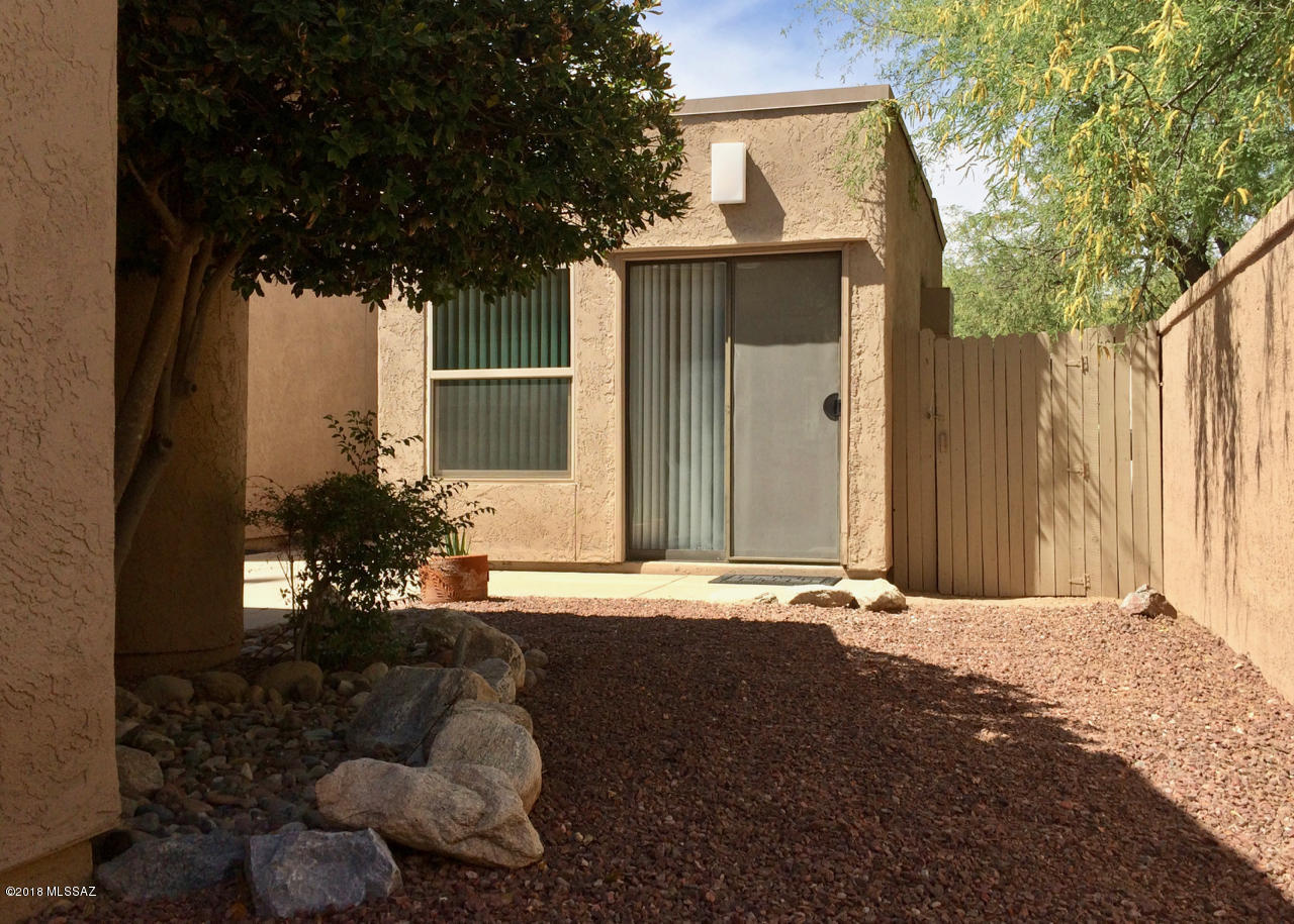 5282 E Clusterberry Lane