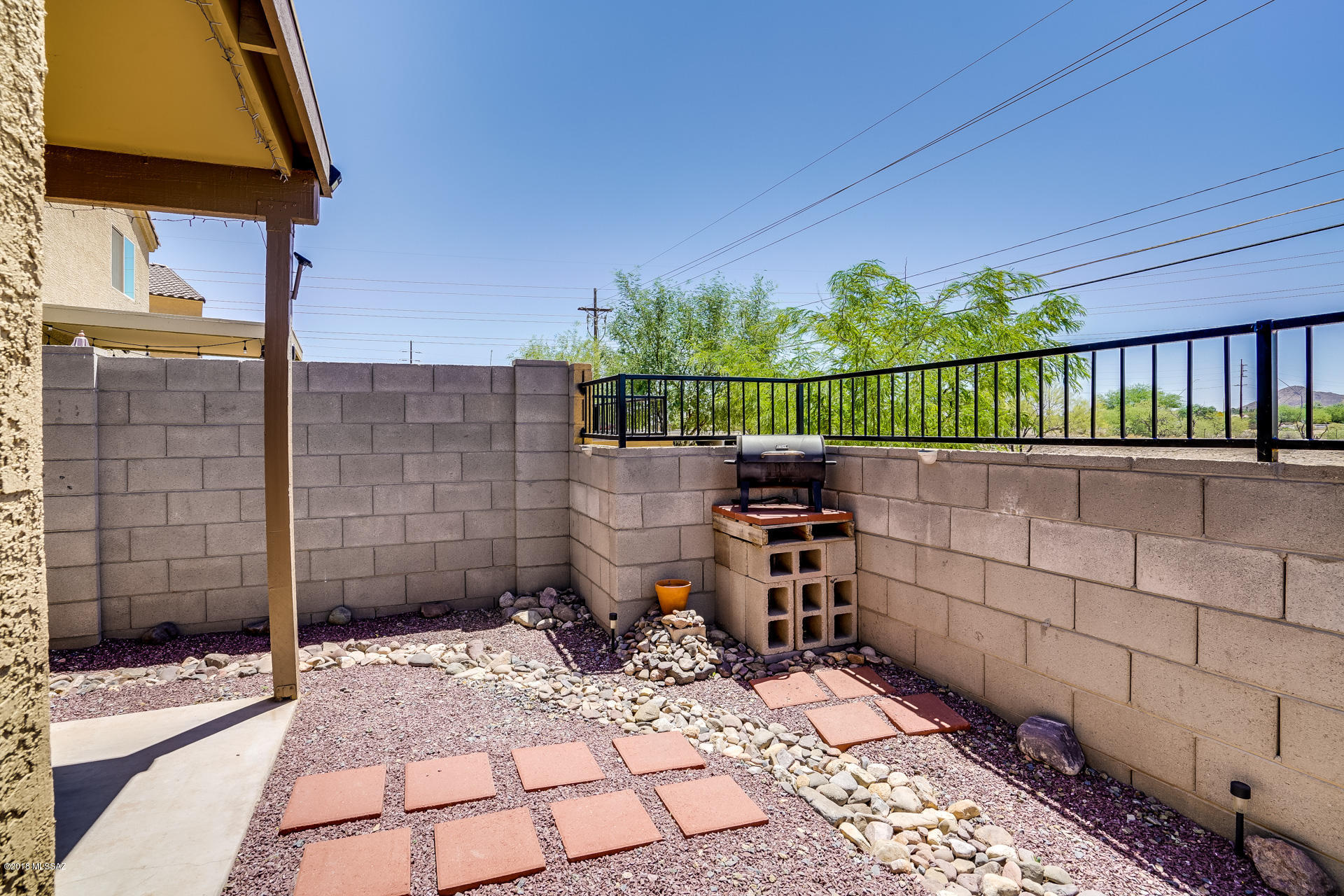 6438 S Vanishing Pointe Way