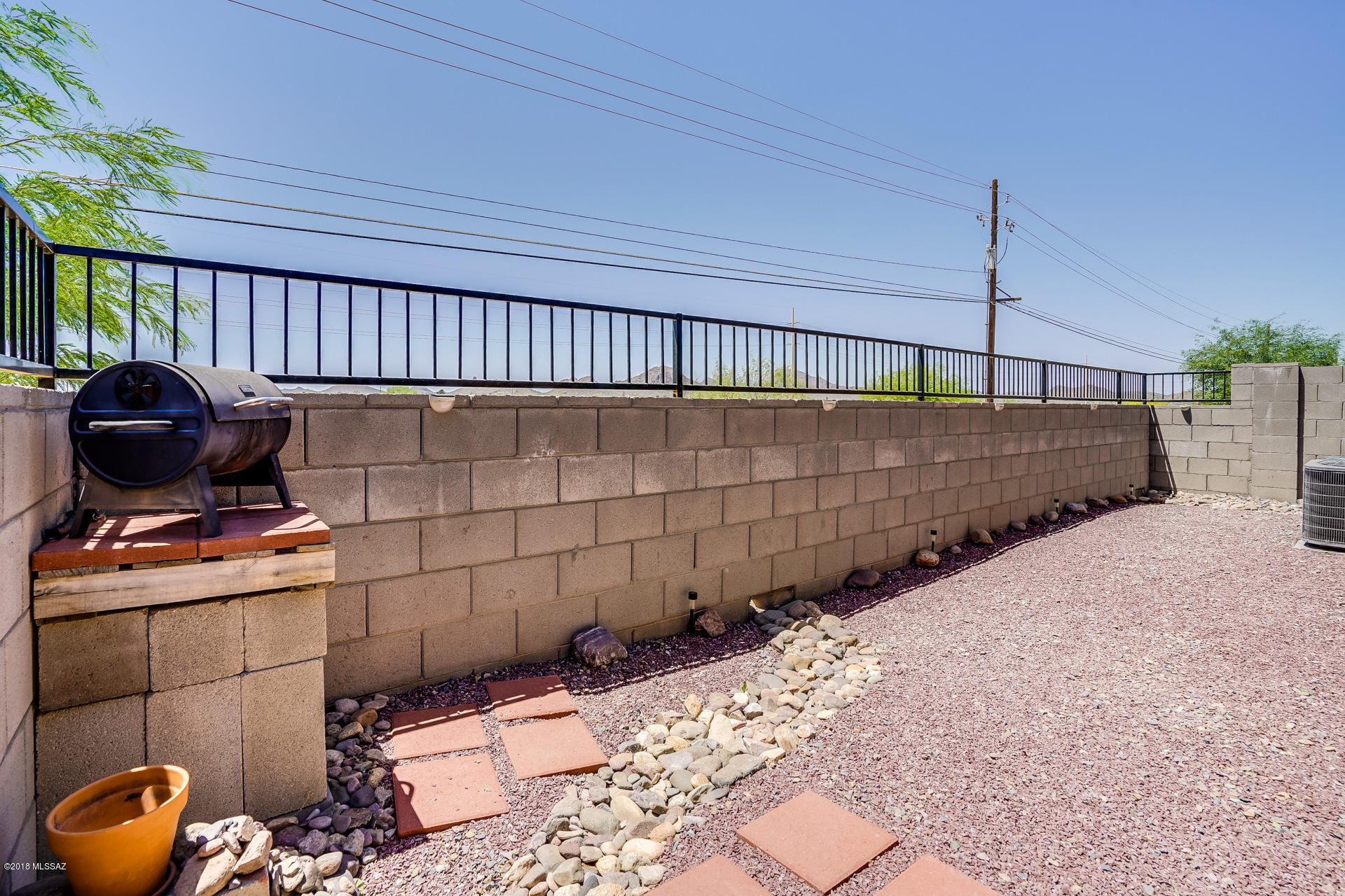 6438 S Vanishing Pointe Way