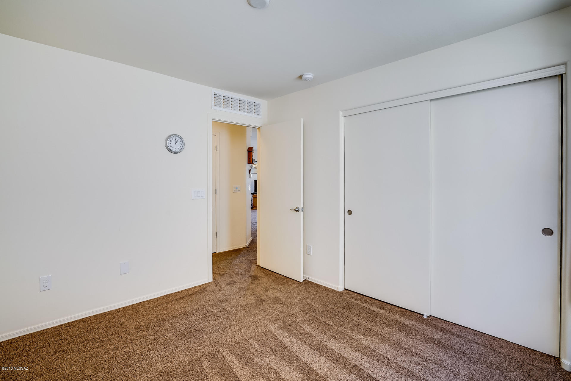 6438 S Vanishing Pointe Way