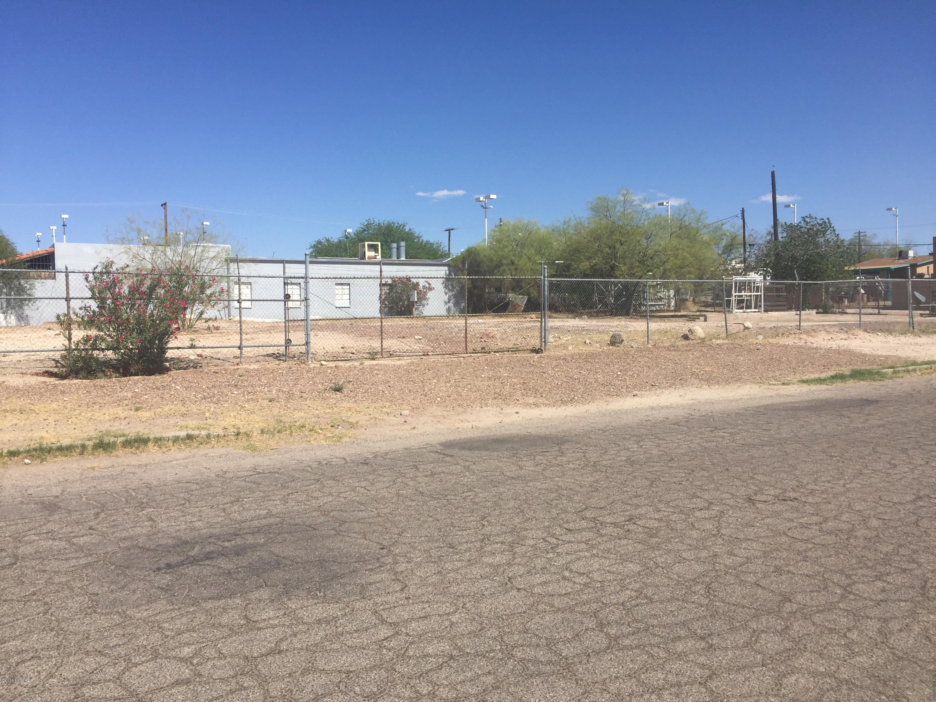 2020 N 9Th Avenue Unit: 1&2
