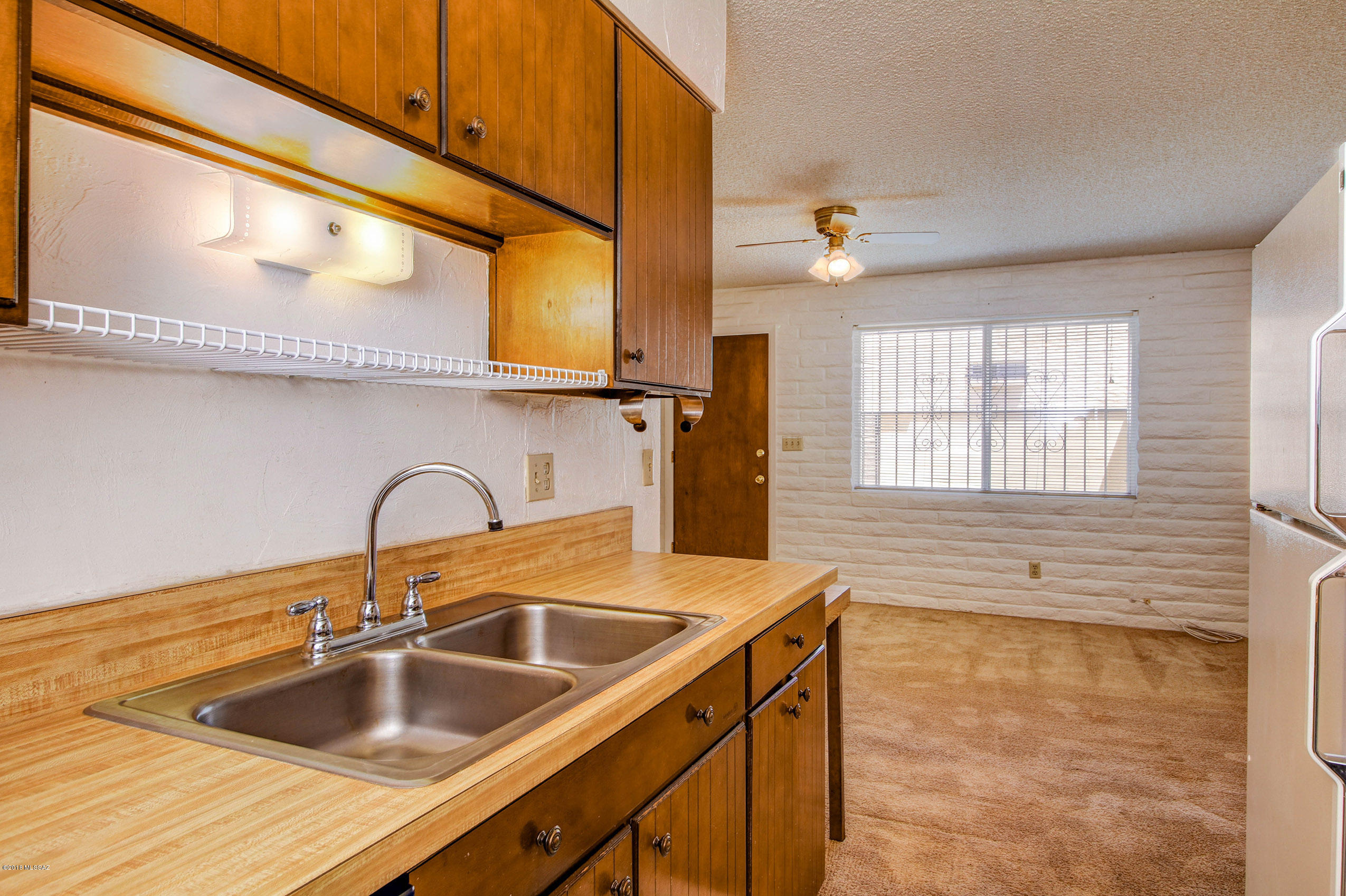 810 S Kolb Road Unit: 63