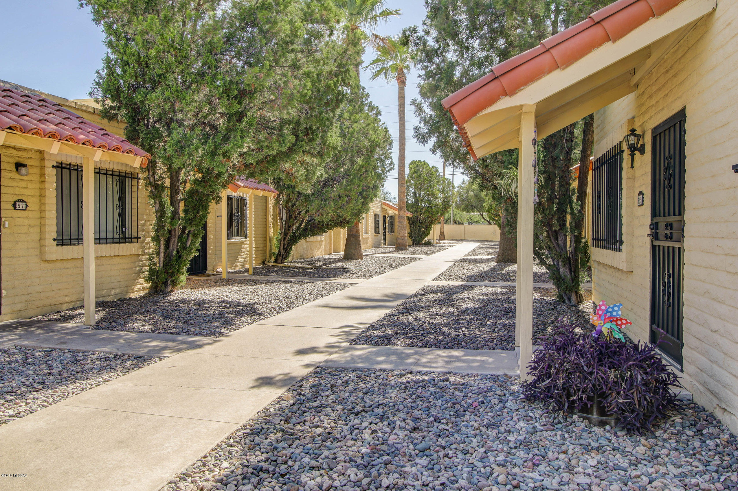 810 S Kolb Road Unit: 63