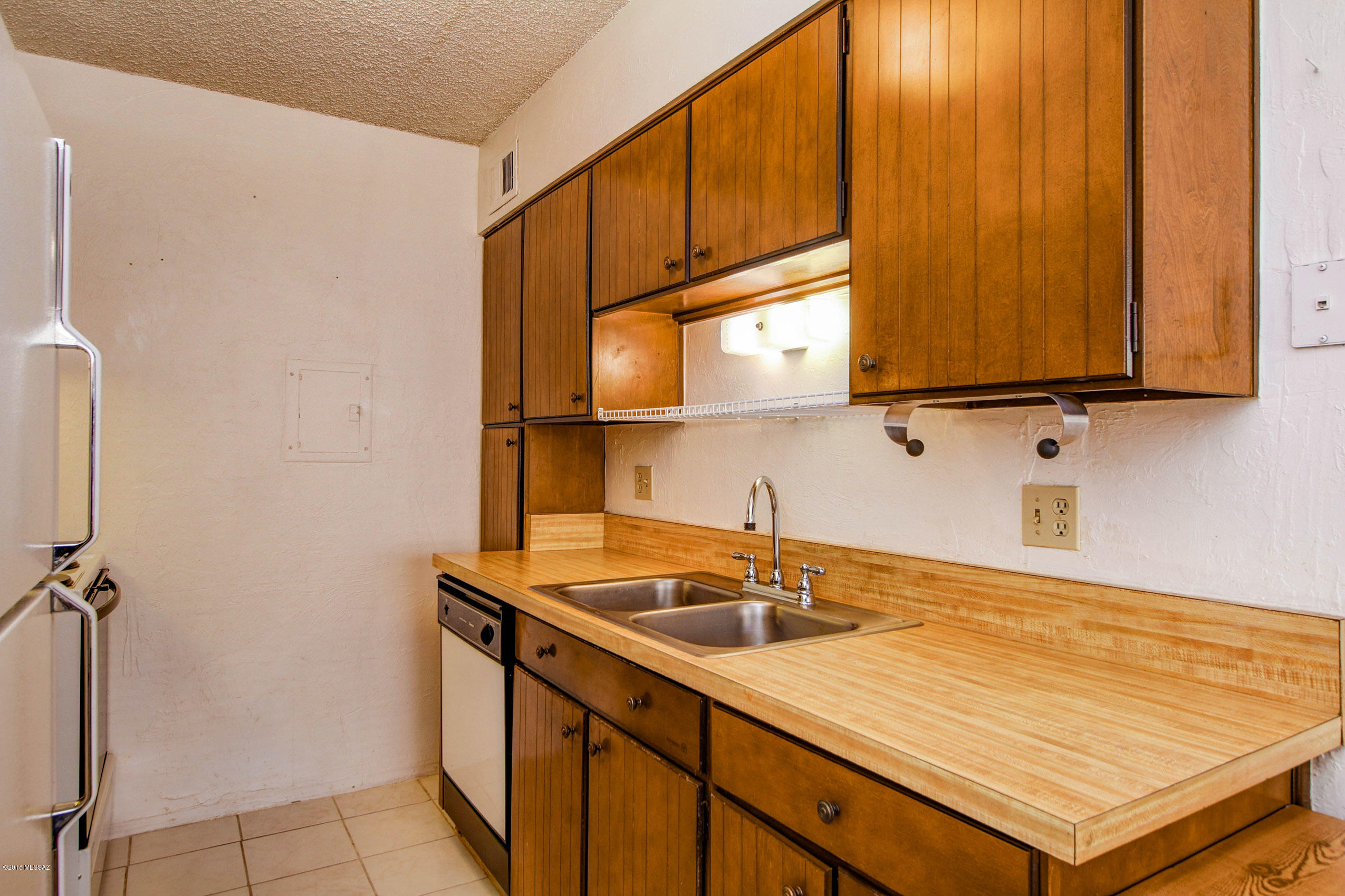 810 S Kolb Road Unit: 63