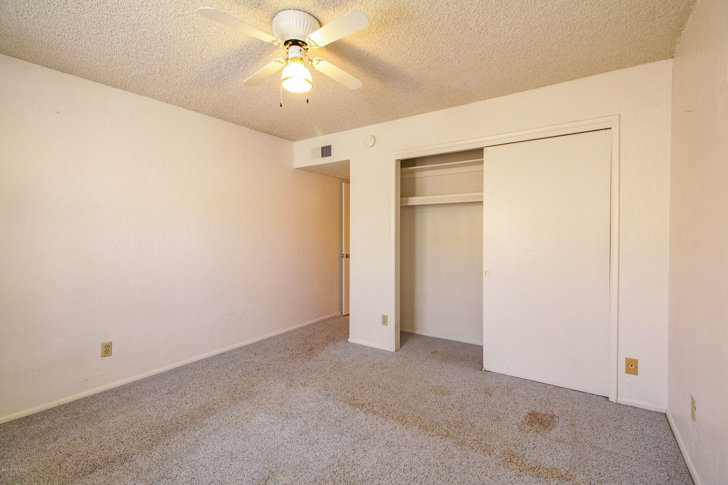 810 S Kolb Road Unit: 63