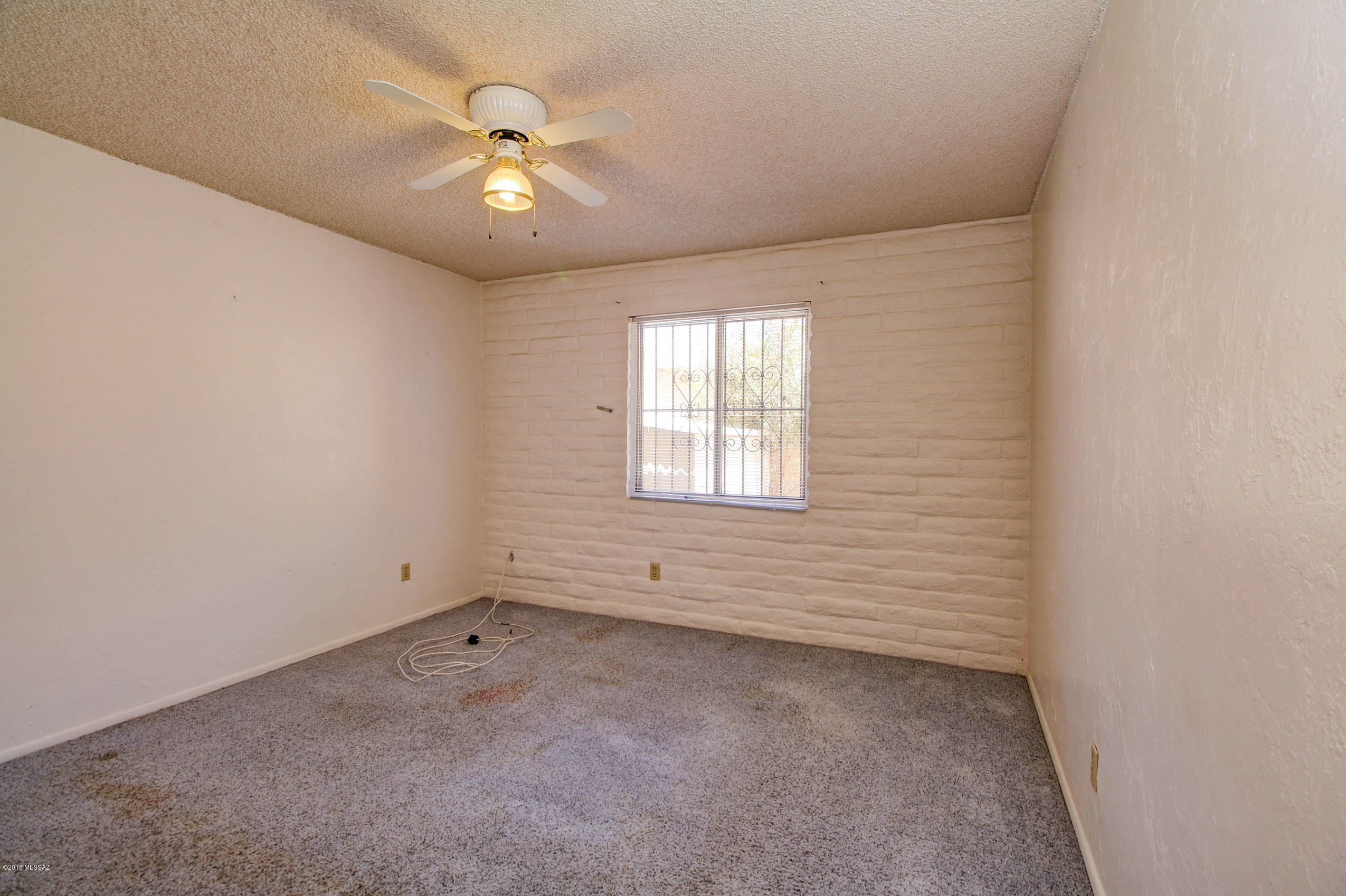 810 S Kolb Road Unit: 63