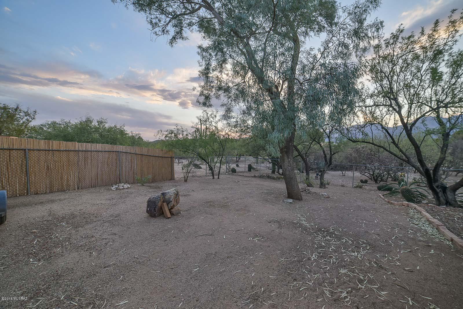 9301 E Kayenta Drive