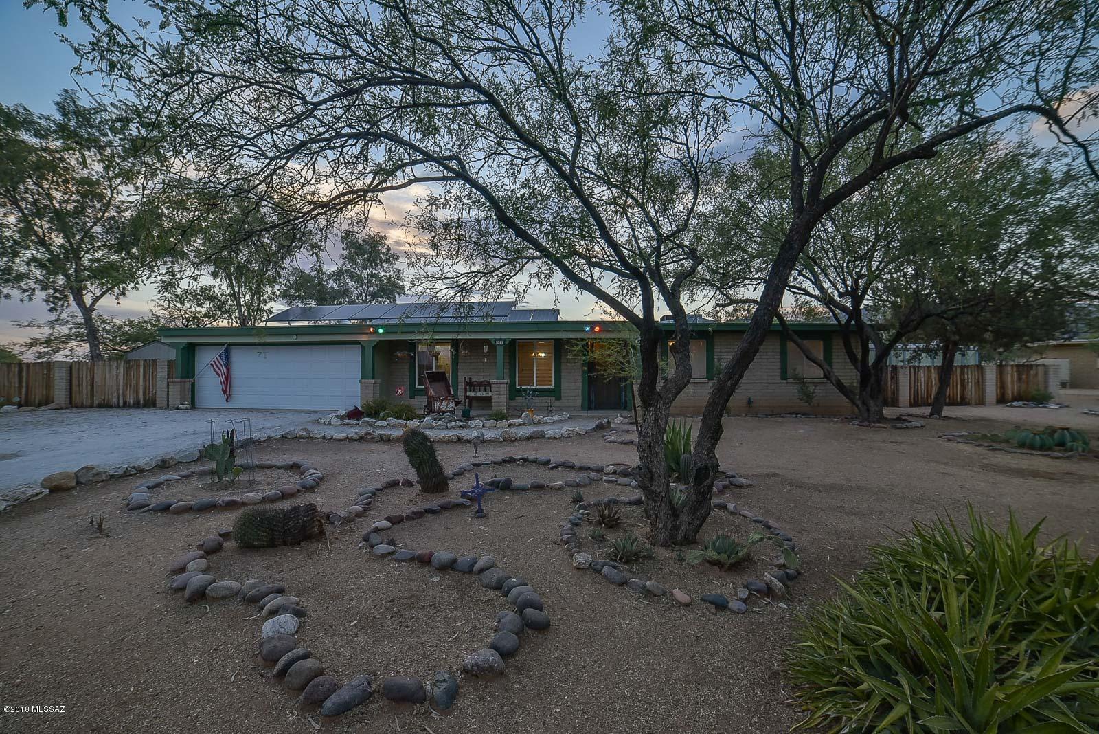 9301 E Kayenta Drive