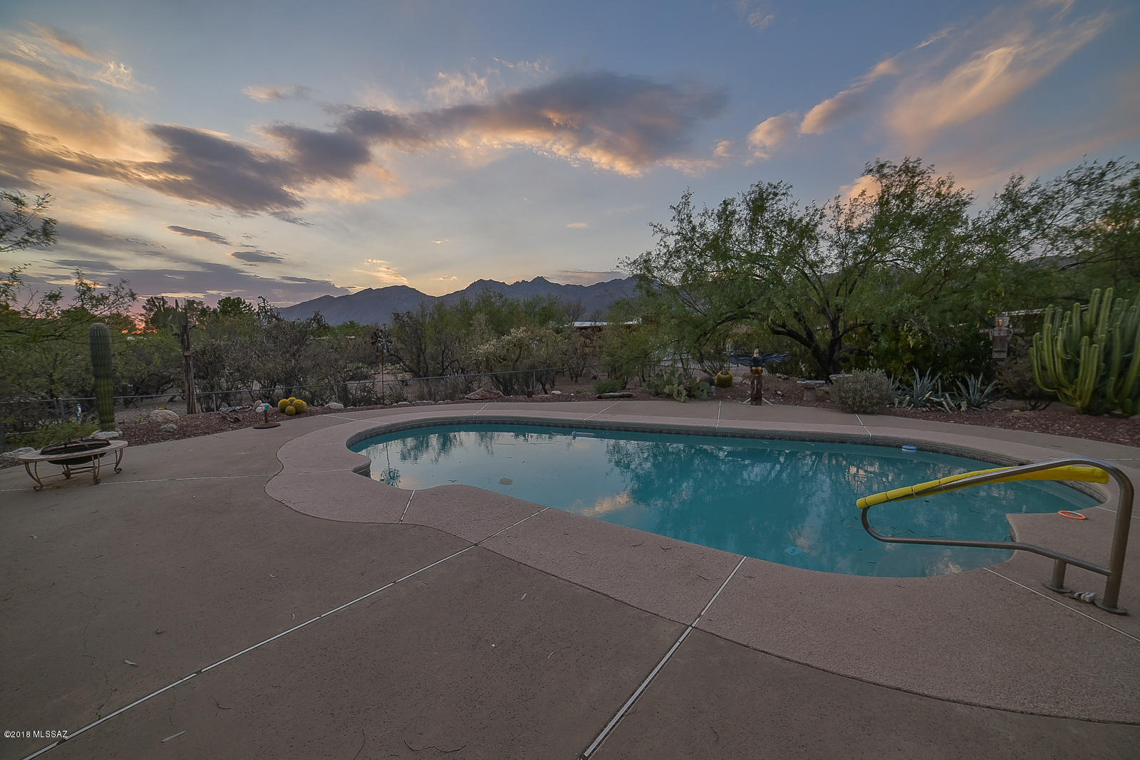 9301 E Kayenta Drive