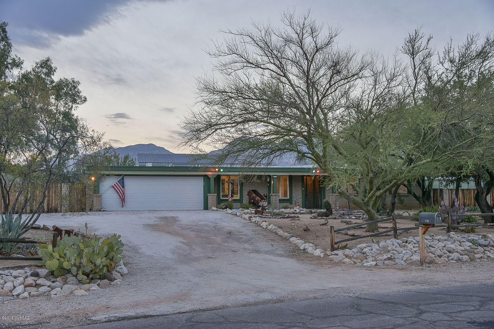 9301 E Kayenta Drive