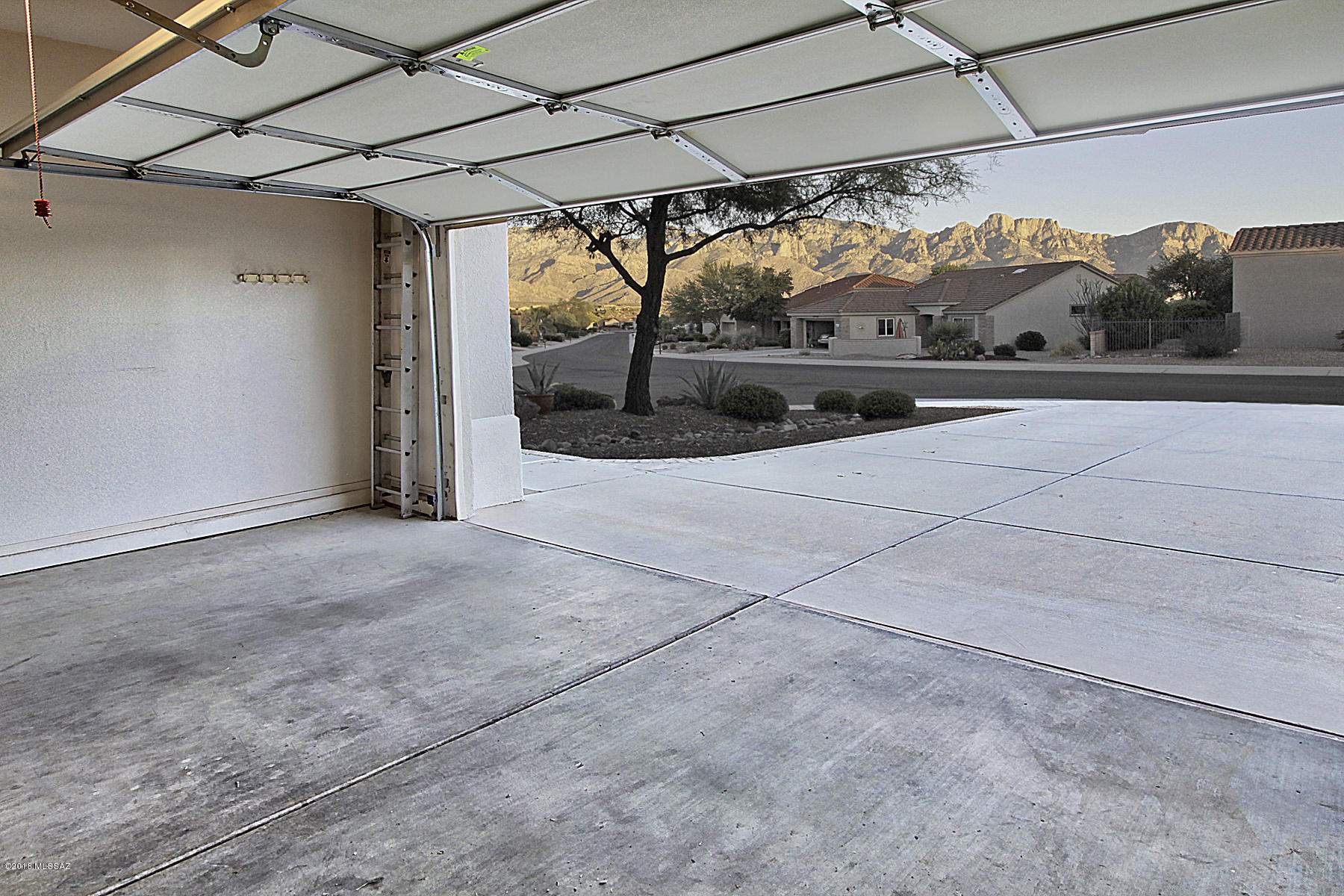 2249 E Cargondera Canyon Drive