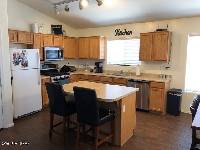 60354 E Old Spur Place