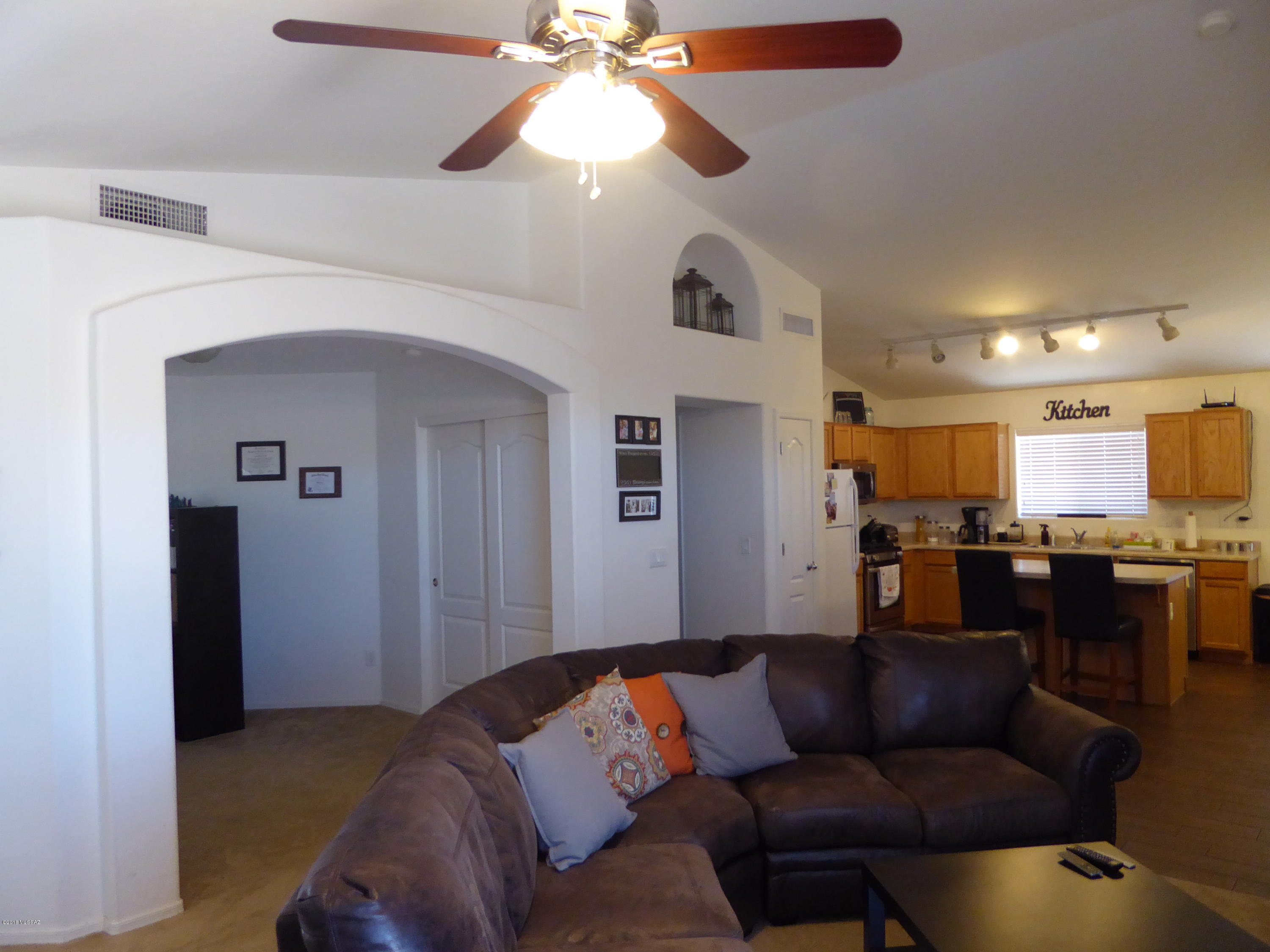 60354 E Old Spur Place