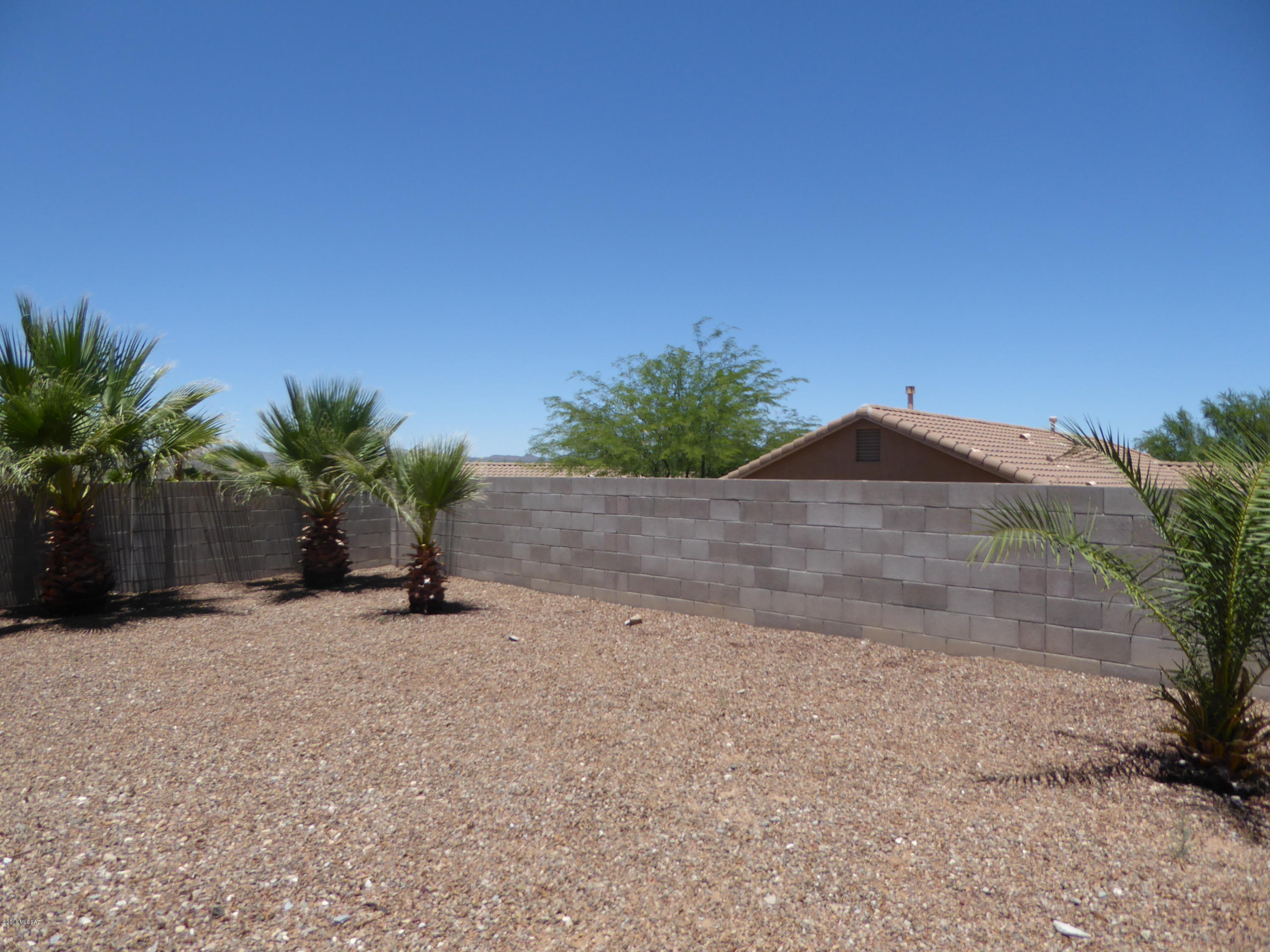60354 E Old Spur Place