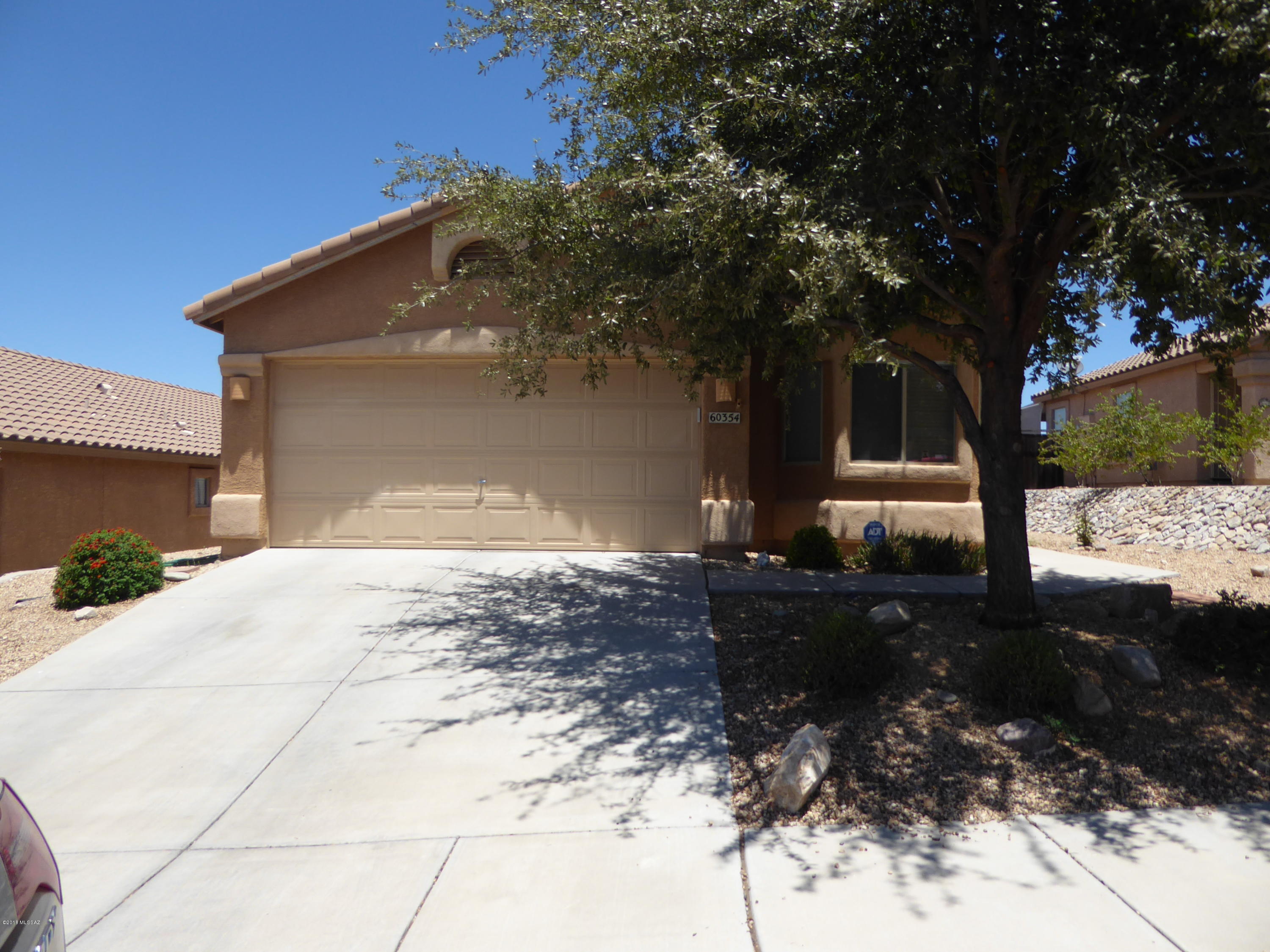60354 E Old Spur Place