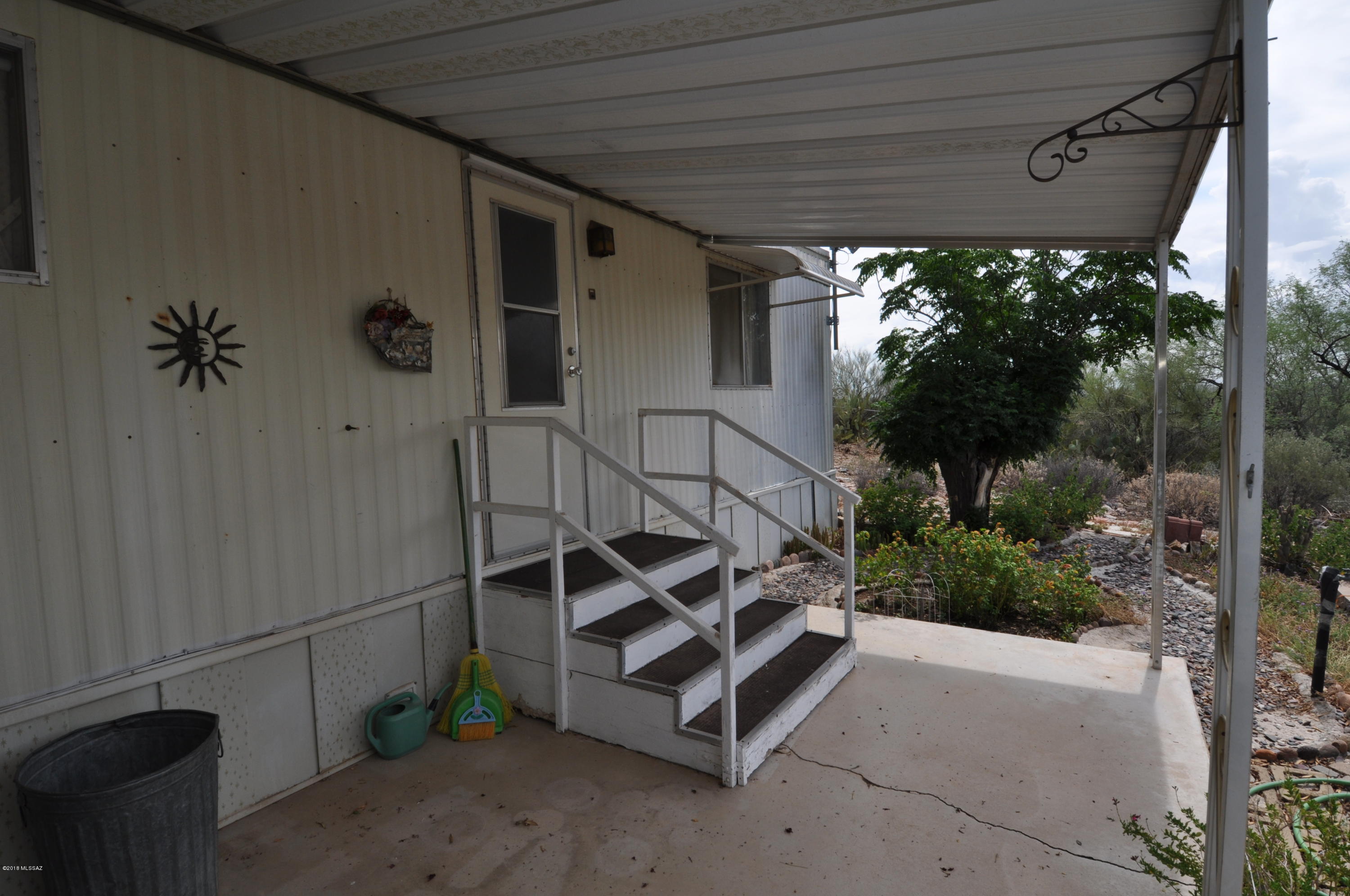 5145 S Cactus Wren Avenue