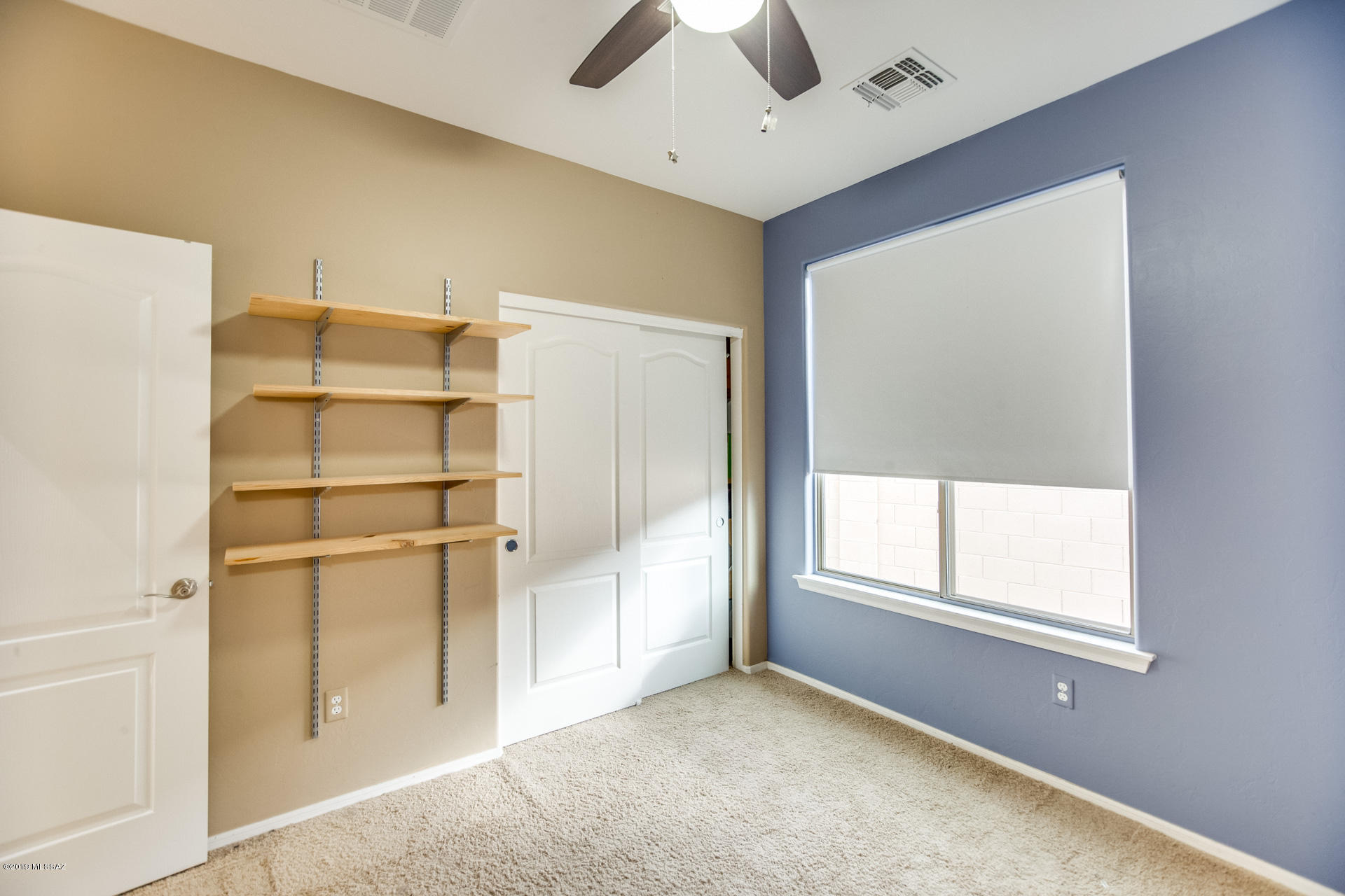 755 W Camino Sorpresa