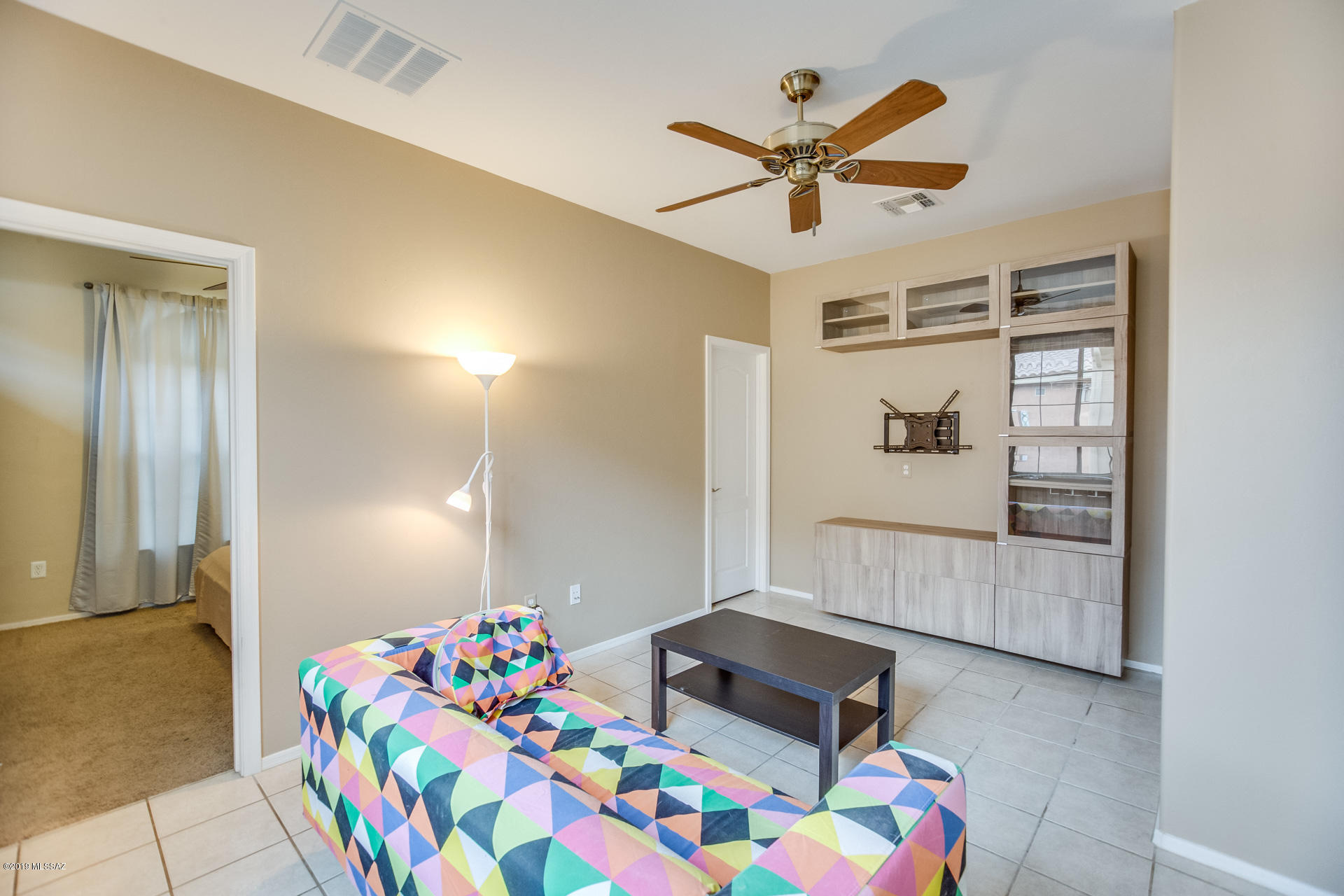 755 W Camino Sorpresa