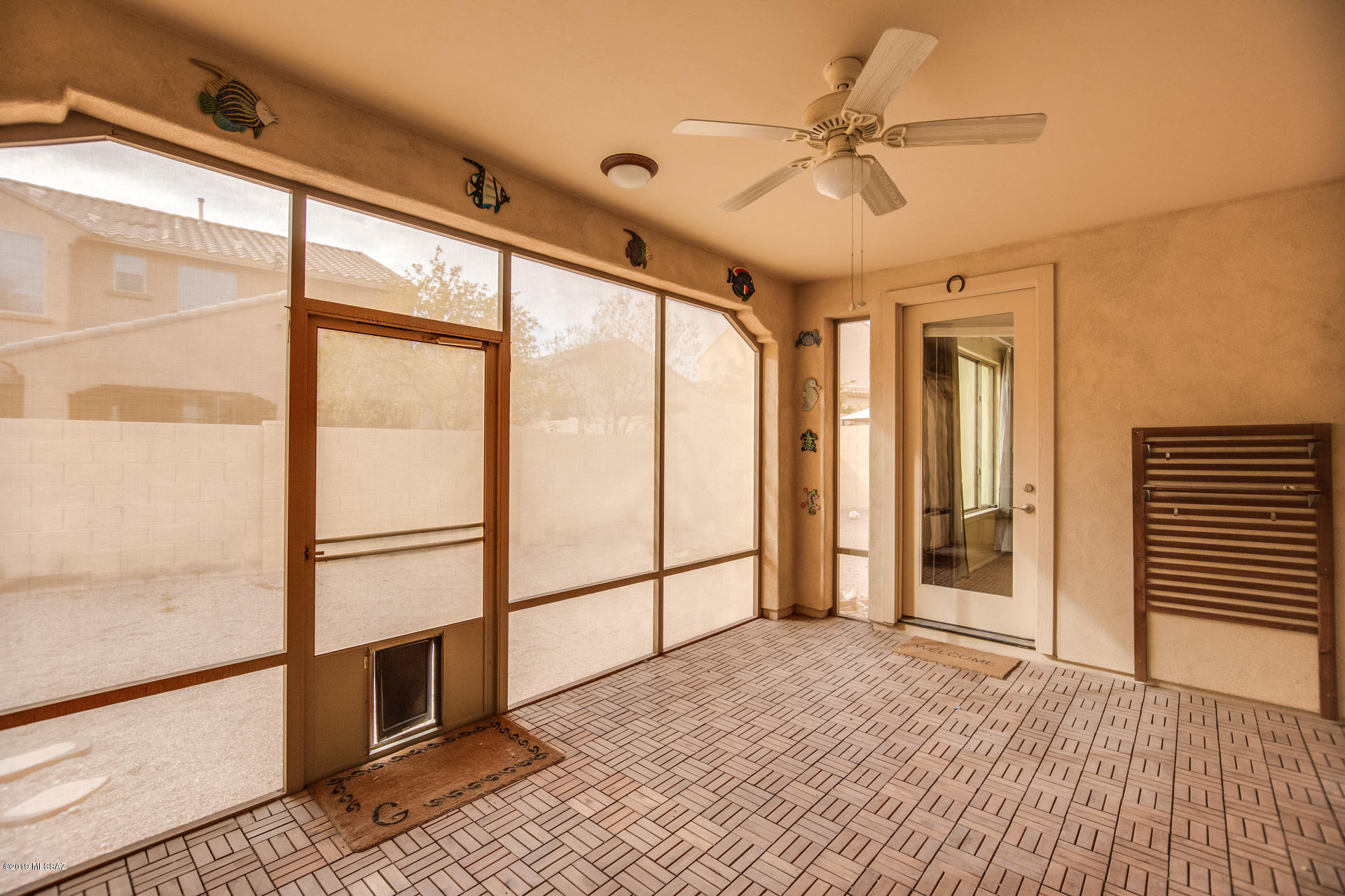 755 W Camino Sorpresa