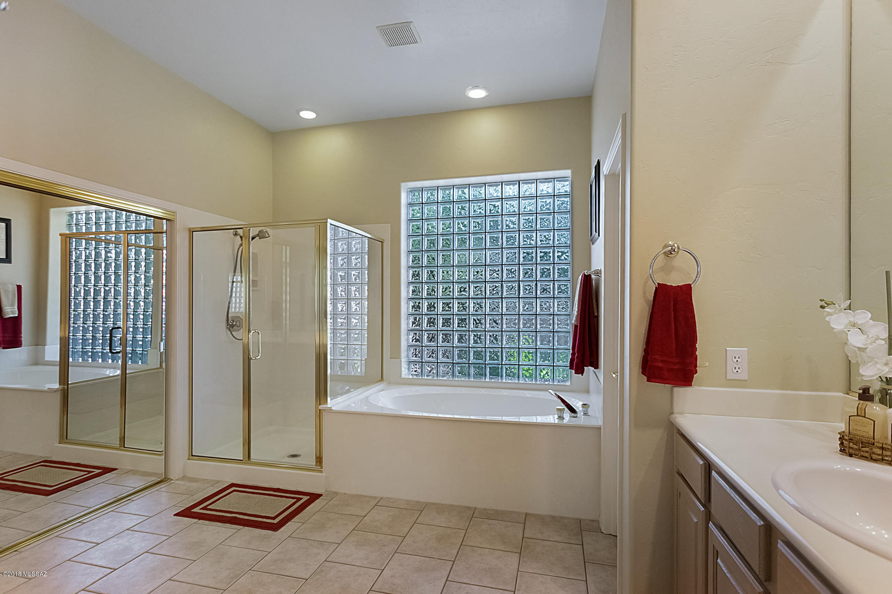 2117 N Water View Court