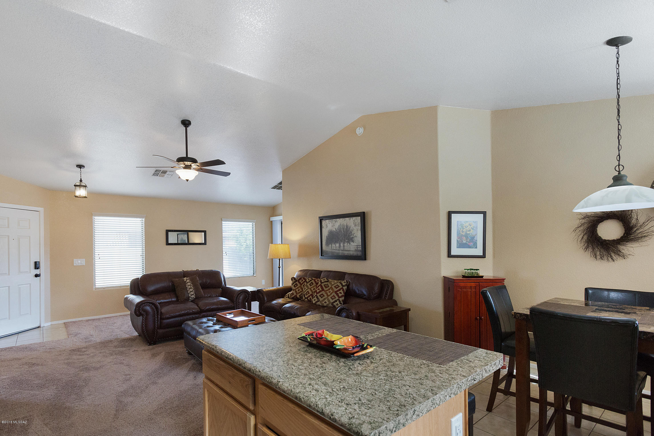 2283 E Calle Pelicano