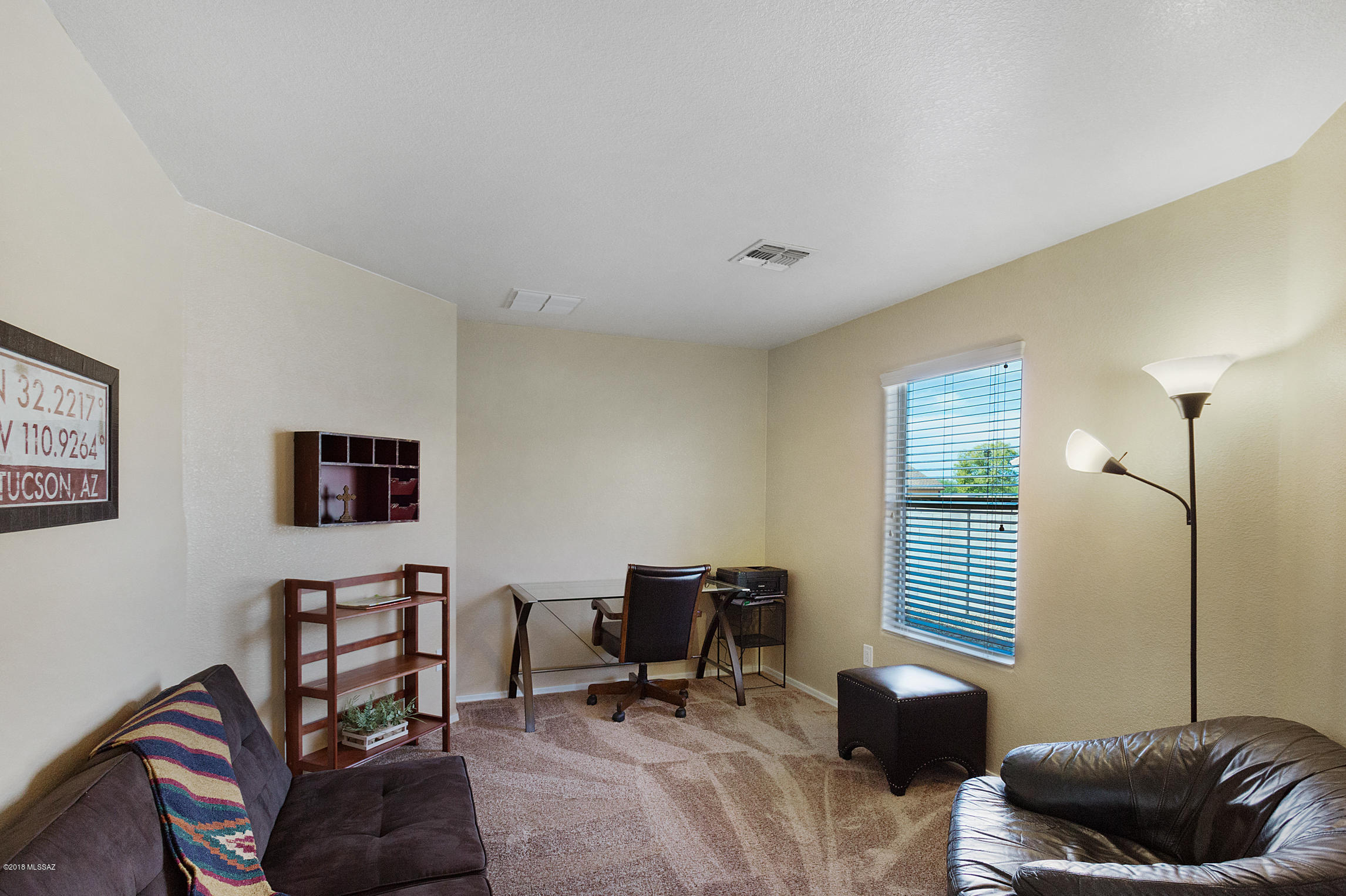 2283 E Calle Pelicano