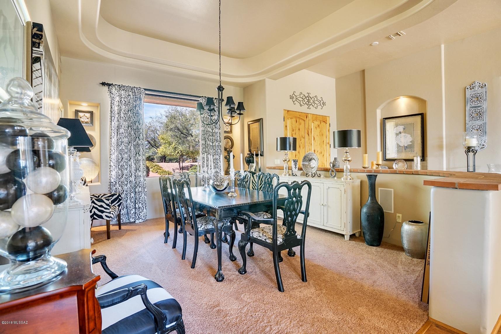 2464 N Barnwall Court