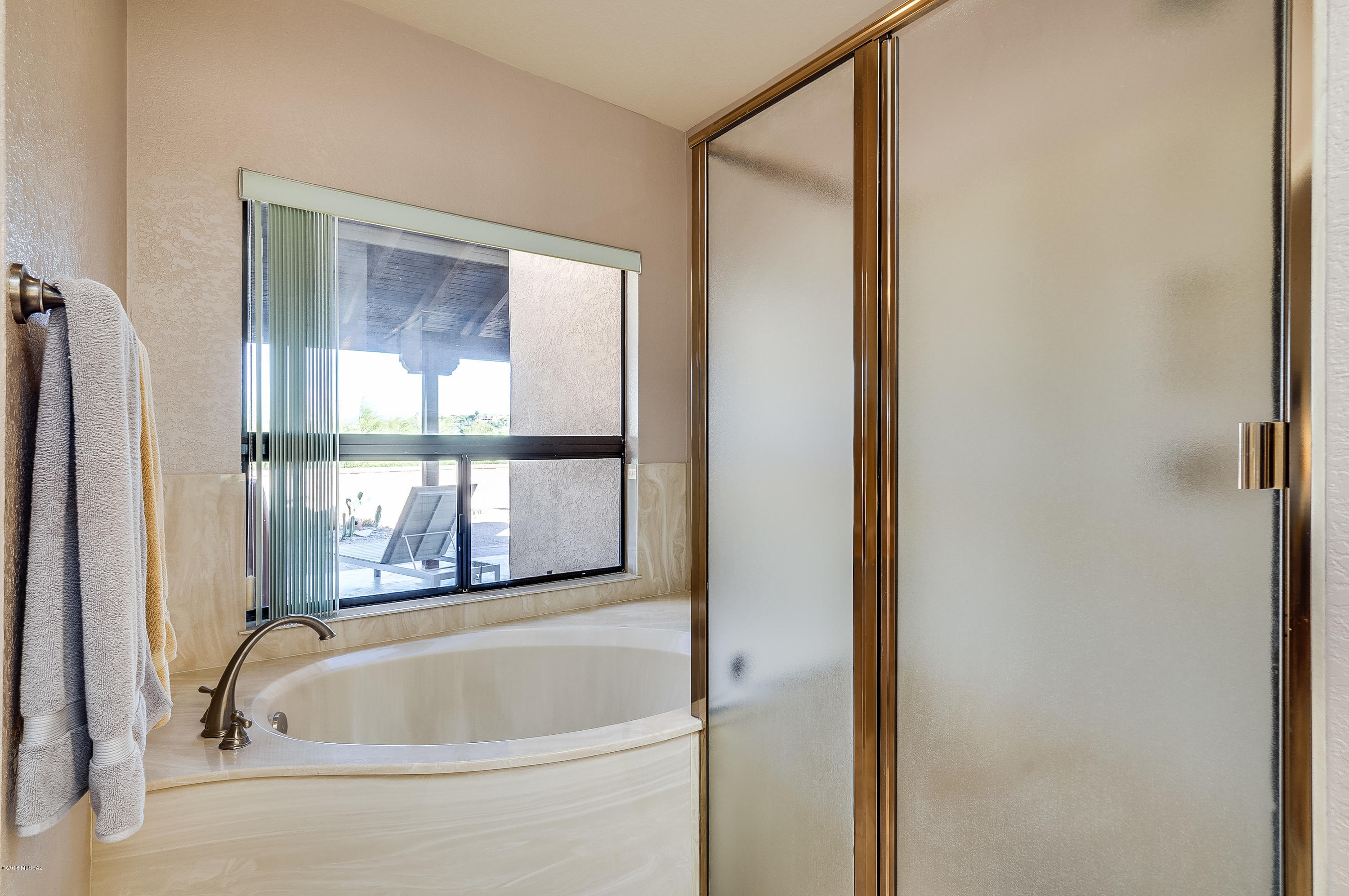 5074 N Via Gelsomino