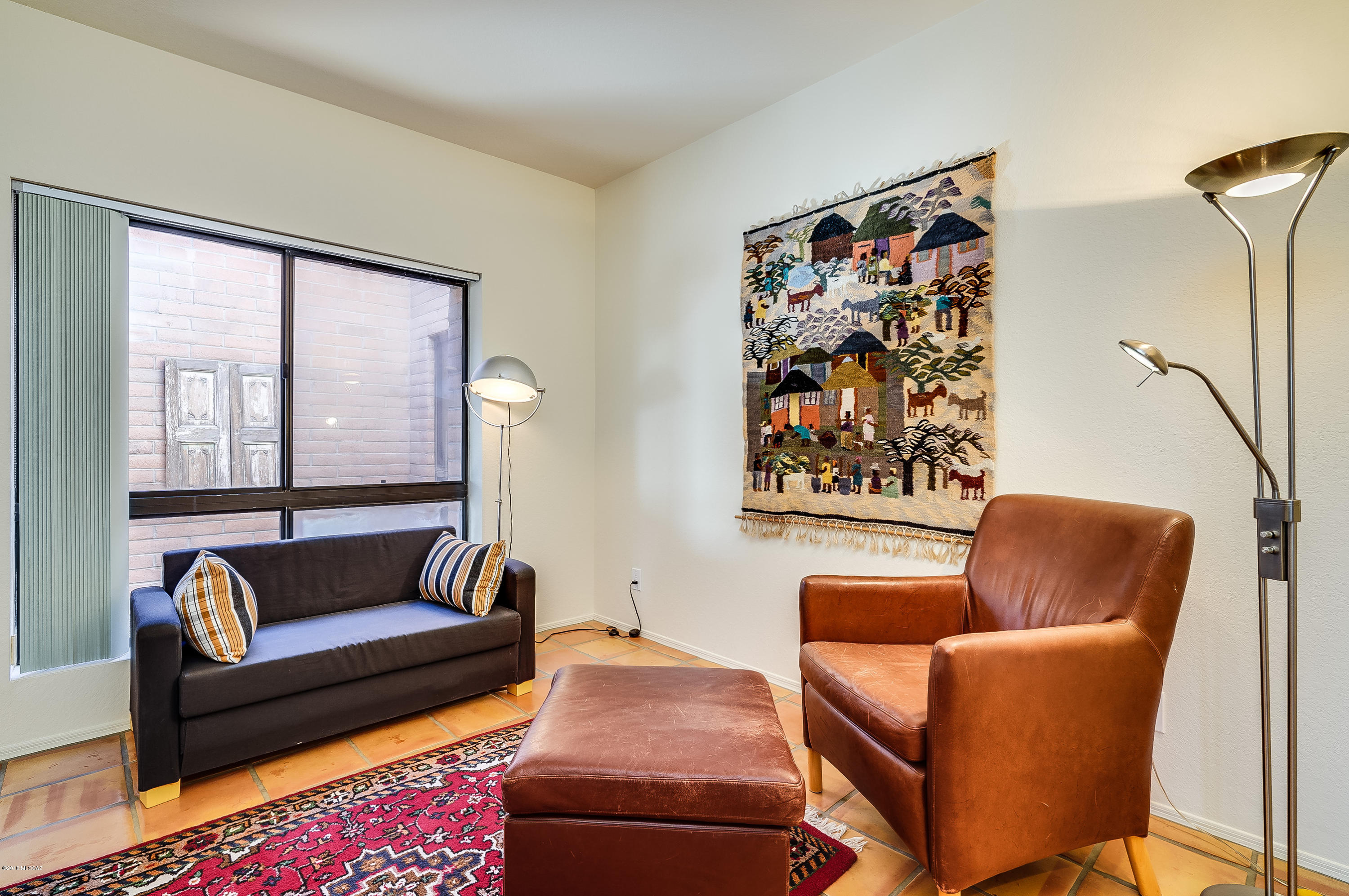 5074 N Via Gelsomino