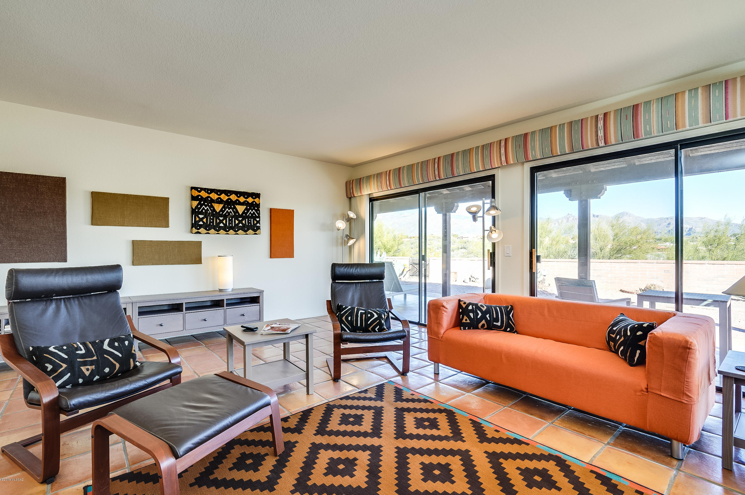 5074 N Via Gelsomino