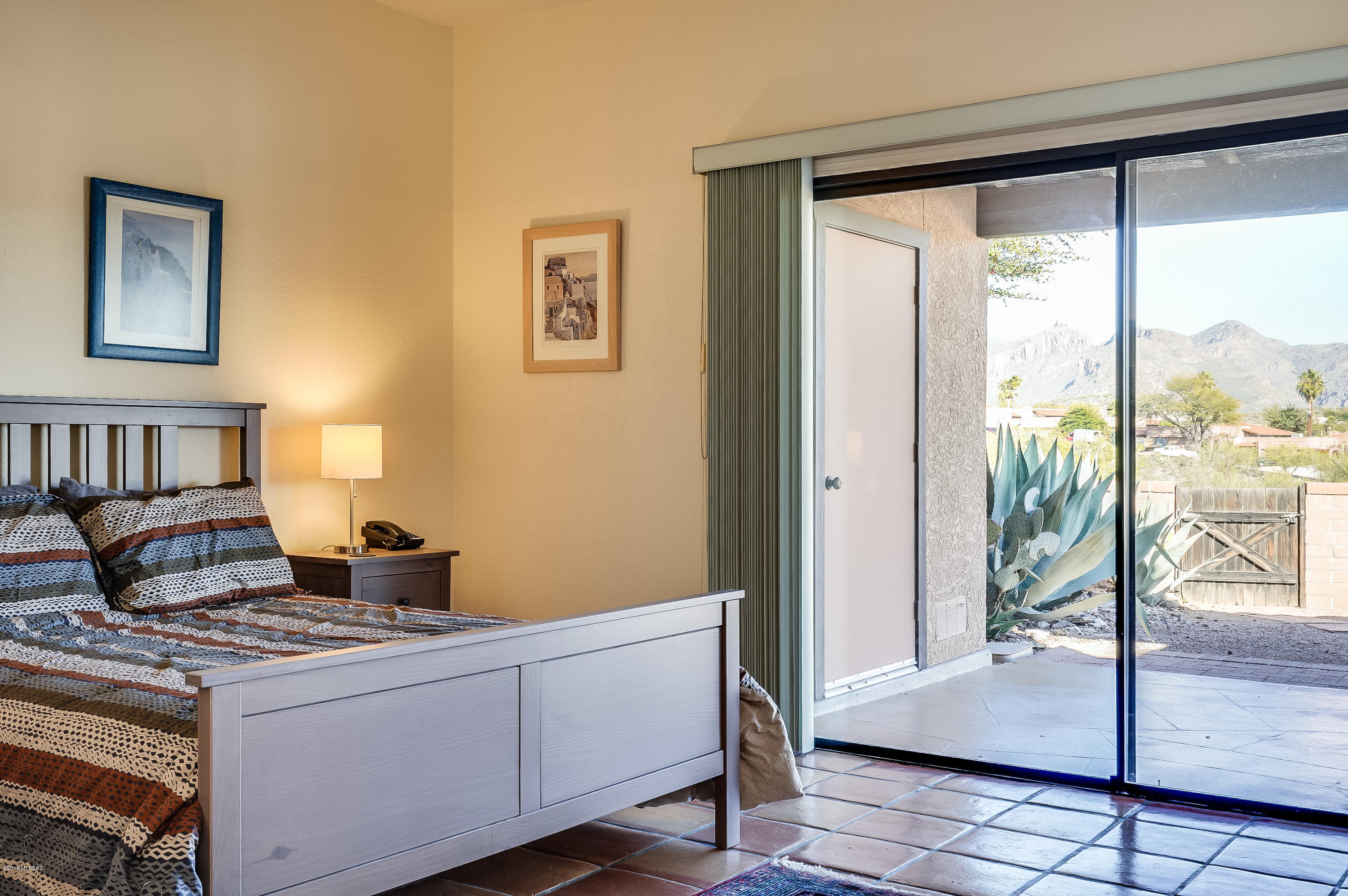 5074 N Via Gelsomino