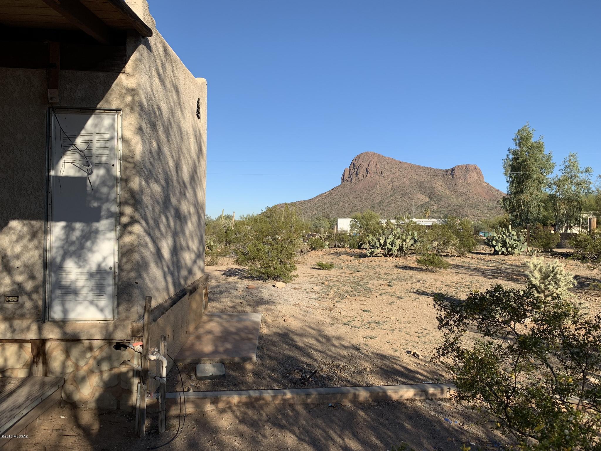 7430 N Desert Post Lane