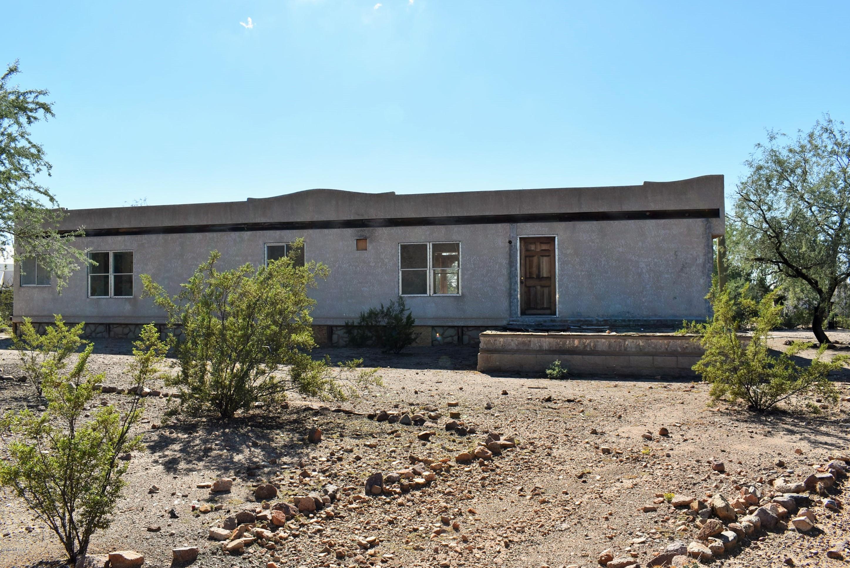 7430 N Desert Post Lane