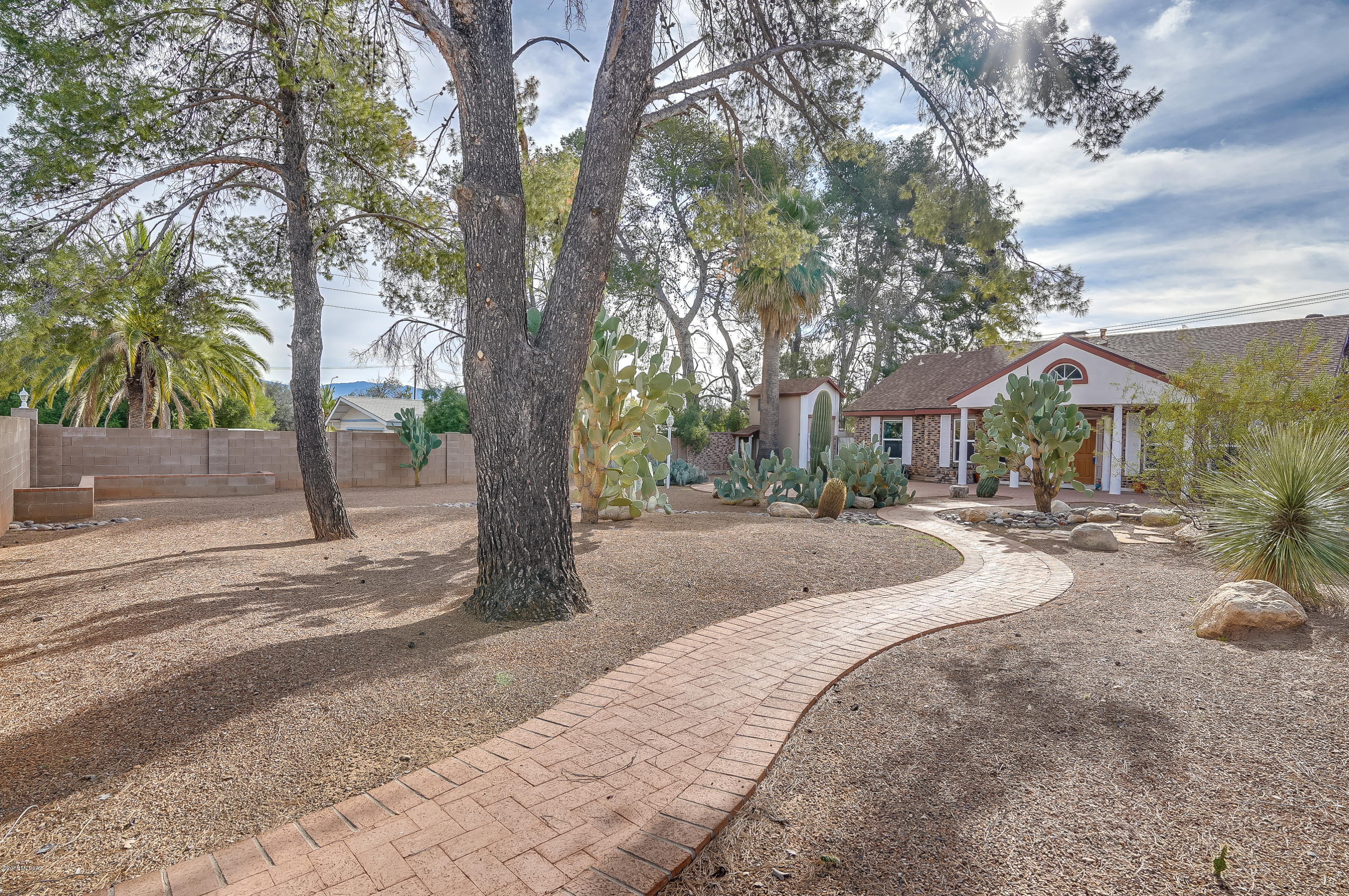 7044 E Redbud Road